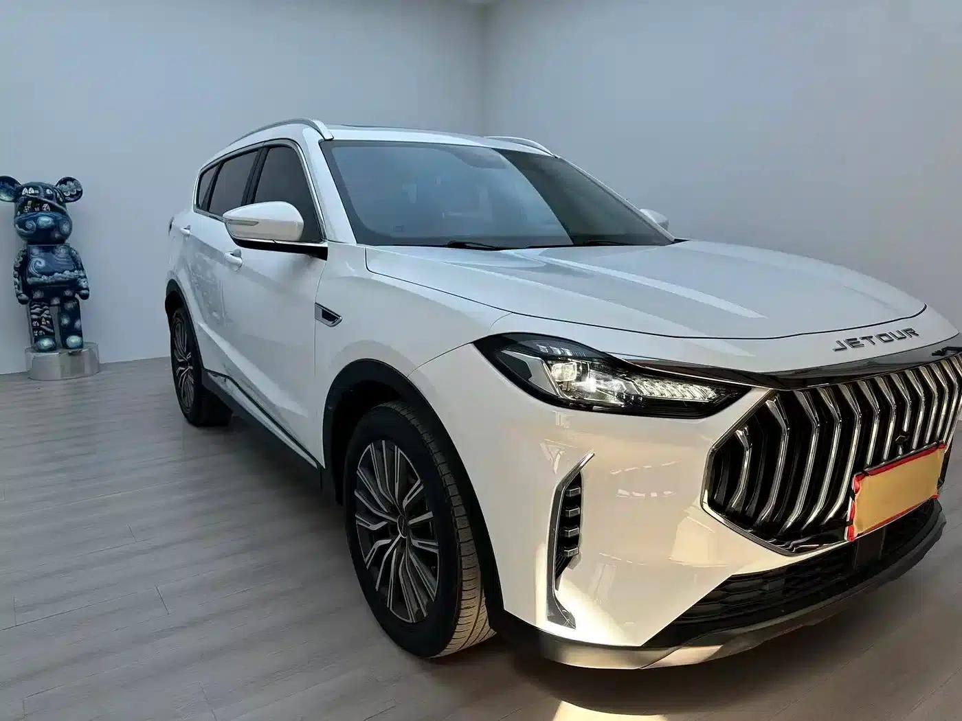Jetour X70 PLUS 2023 1.5T DCT Warrior PLUS 5-seater — миниатюра 3
