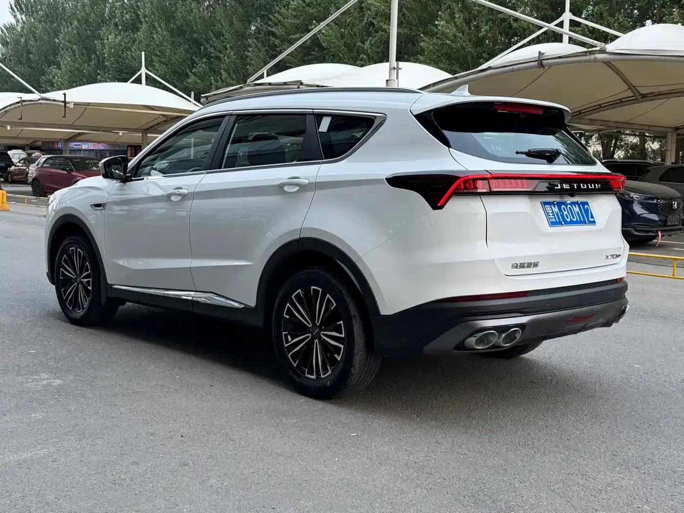Jetour X70 PLUS 2022 1.5T CVT Premium Edition 7-seater — миниатюра 6