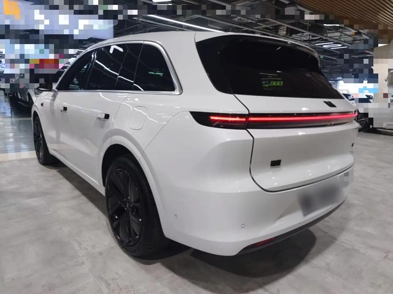 Li Auto L6 2024 Max — миниатюра 4
