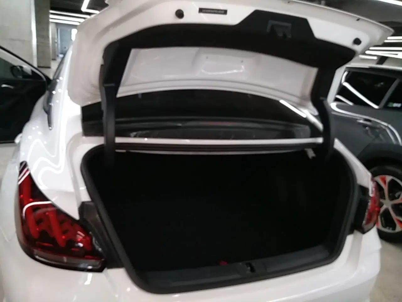 MG 5 2023 180 DVVT CVT Luxury Edition — миниатюра 22