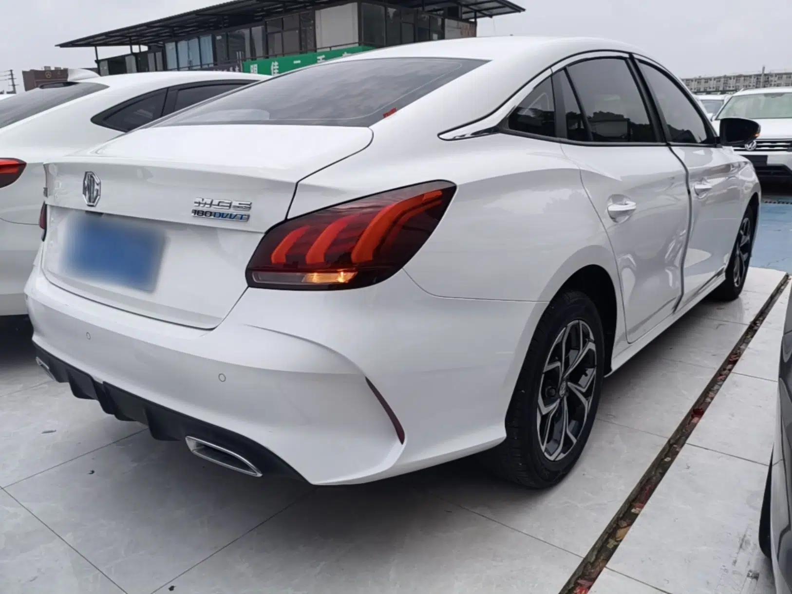 MG 5 2022 180 DVVT CVT Youth Luxury Edition — миниатюра 6