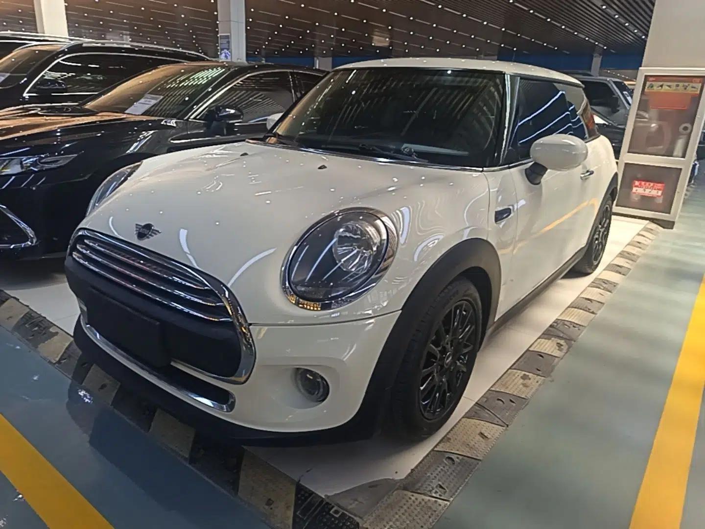 MINI 2019 1.5T ONE PLUS — миниатюра 1