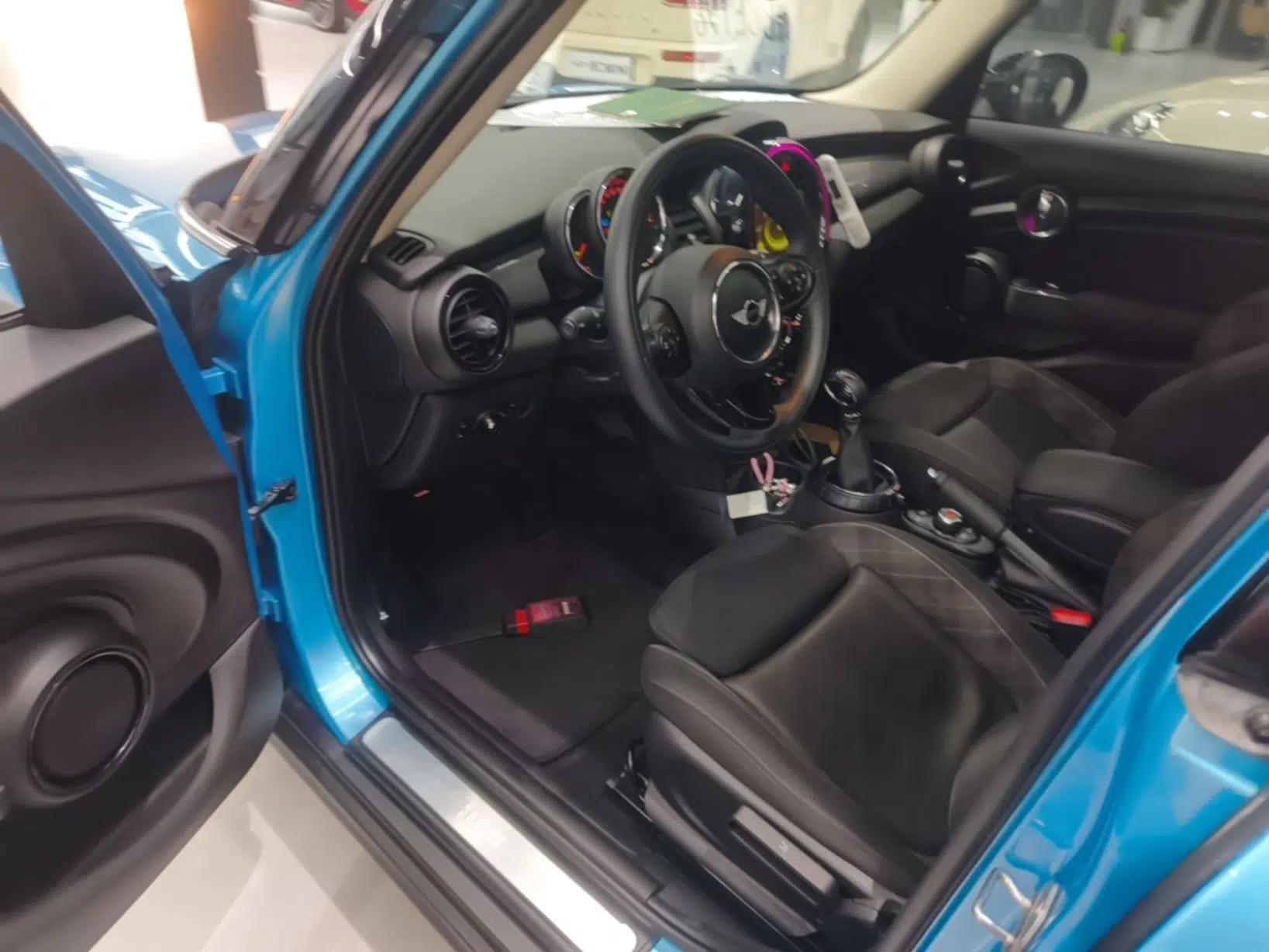 MINI 2016 1.5T COOPER Five-Door Edition — миниатюра 18