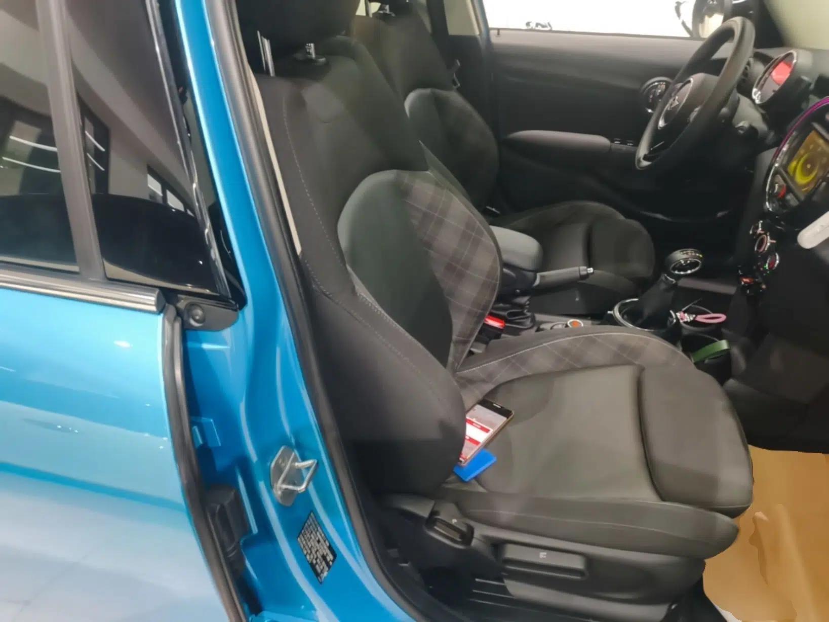 MINI 2016 1.5T COOPER Five-Door Edition — миниатюра 19