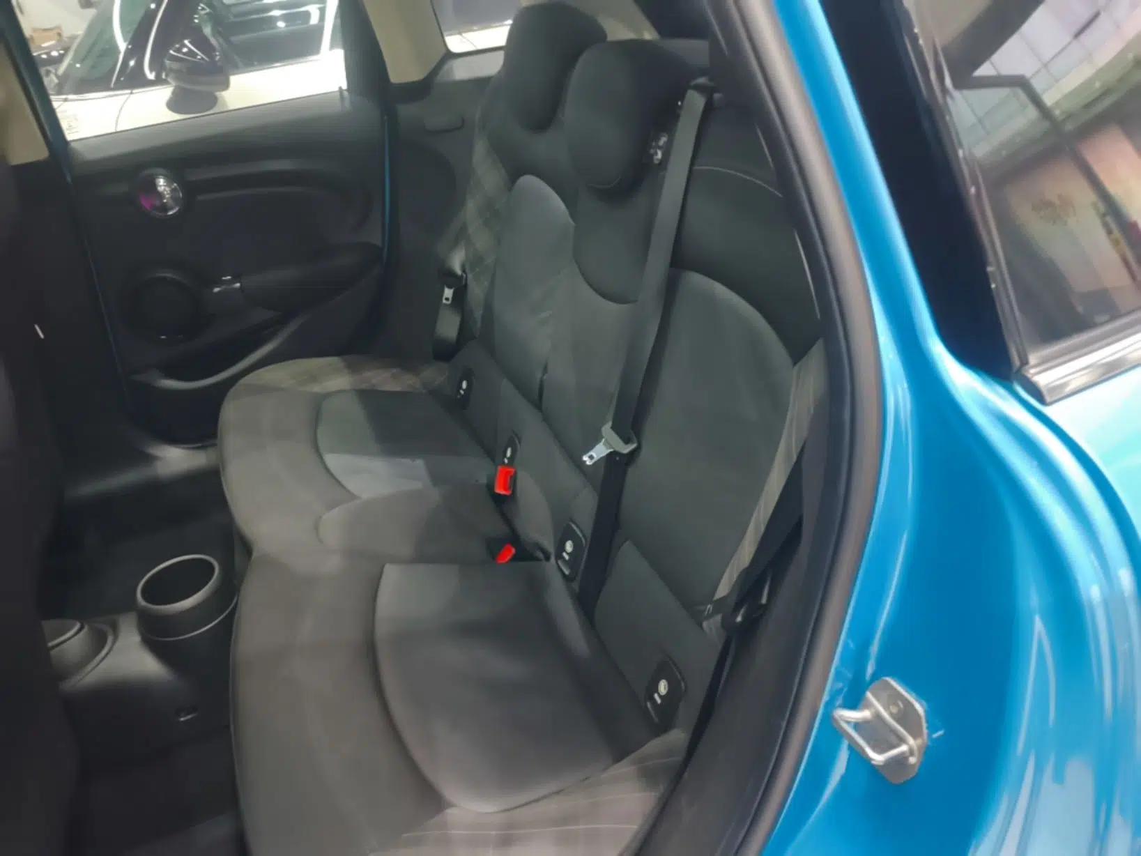 MINI 2016 1.5T COOPER Five-Door Edition — миниатюра 20