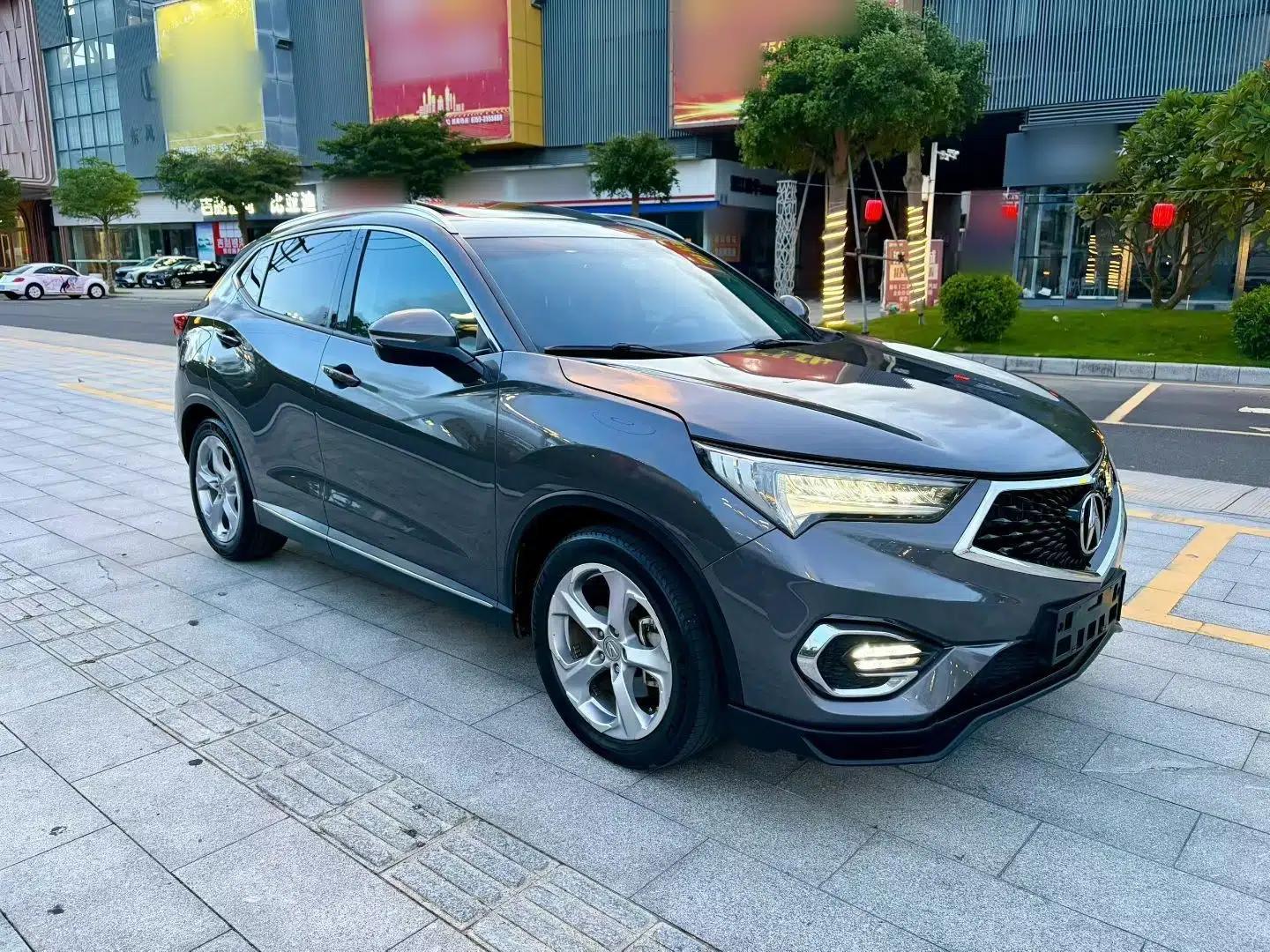 Acura CDX 2016 1.5T Two-Wheel Drive Deluxe Edition — миниатюра 3