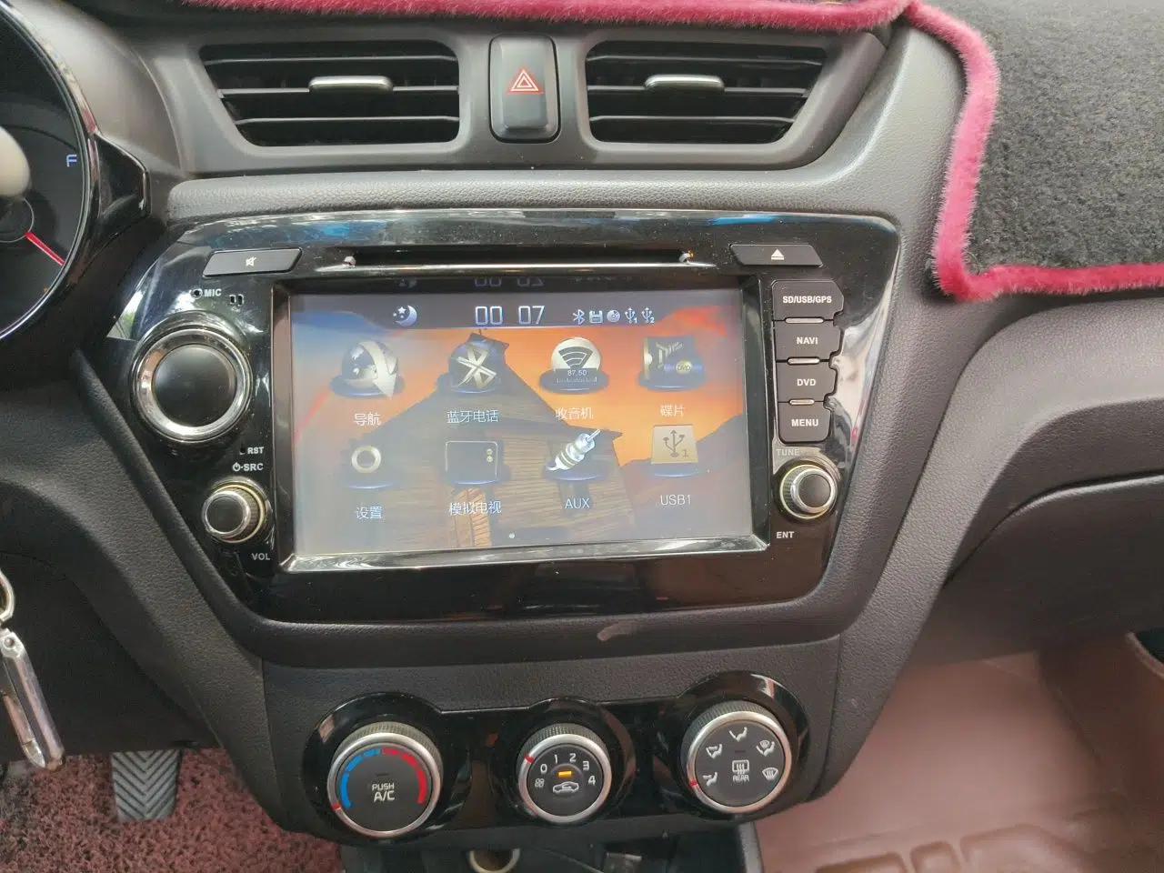 Kia K2 2015 Sedan 1.4L MT GLS — миниатюра 13