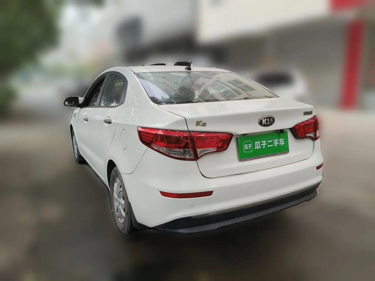 Kia K2 2015 Sedan 1.4L MT GLS — миниатюра 4
