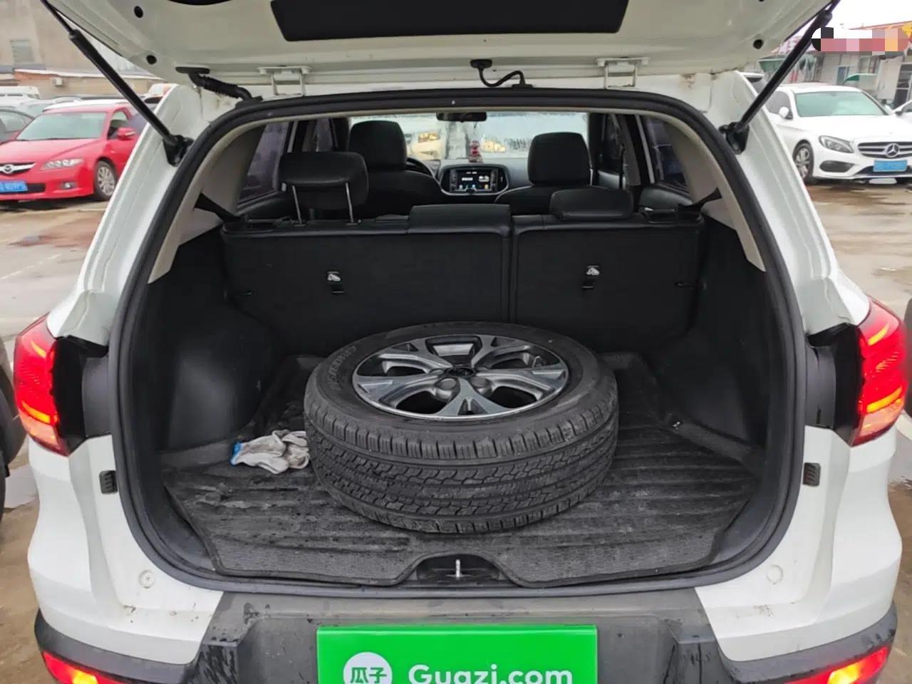 Kia KX3 2019 1.6L Automatic Fashion Sunroof Edition — миниатюра 22