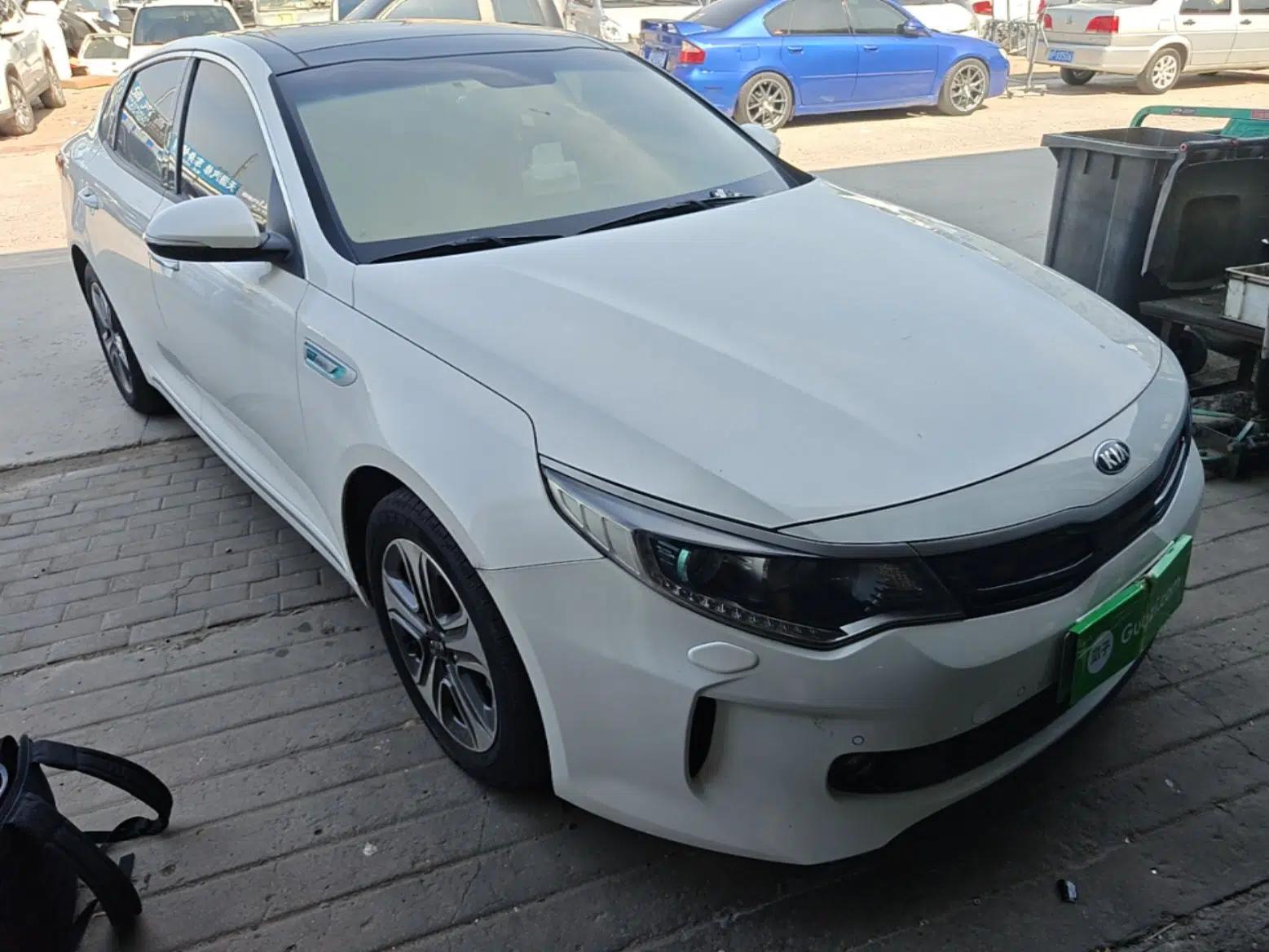 Kia K5 New Energy 2018 2.0L ZhiZun Edition — миниатюра 3