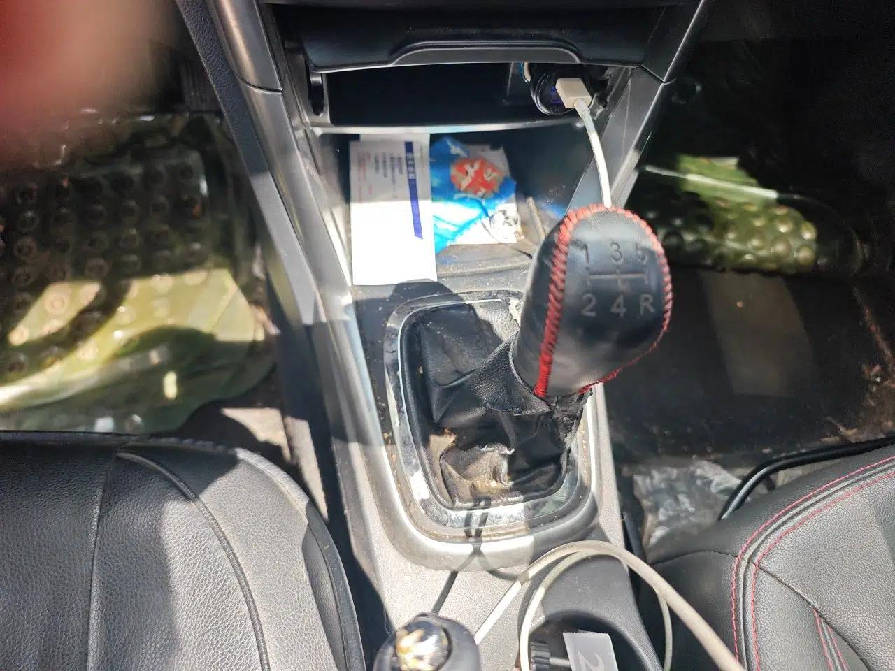 Chery Tiggo 3 2014 1.6L Manual Zhishang Edition — миниатюра 14