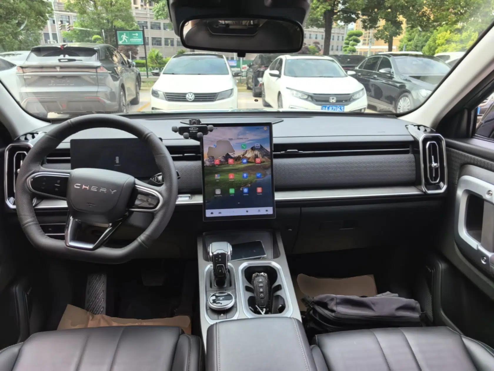 Chery Explore 06 2023 Urban Edition 1.6T Two-Wheel Drive Comfort — миниатюра 12