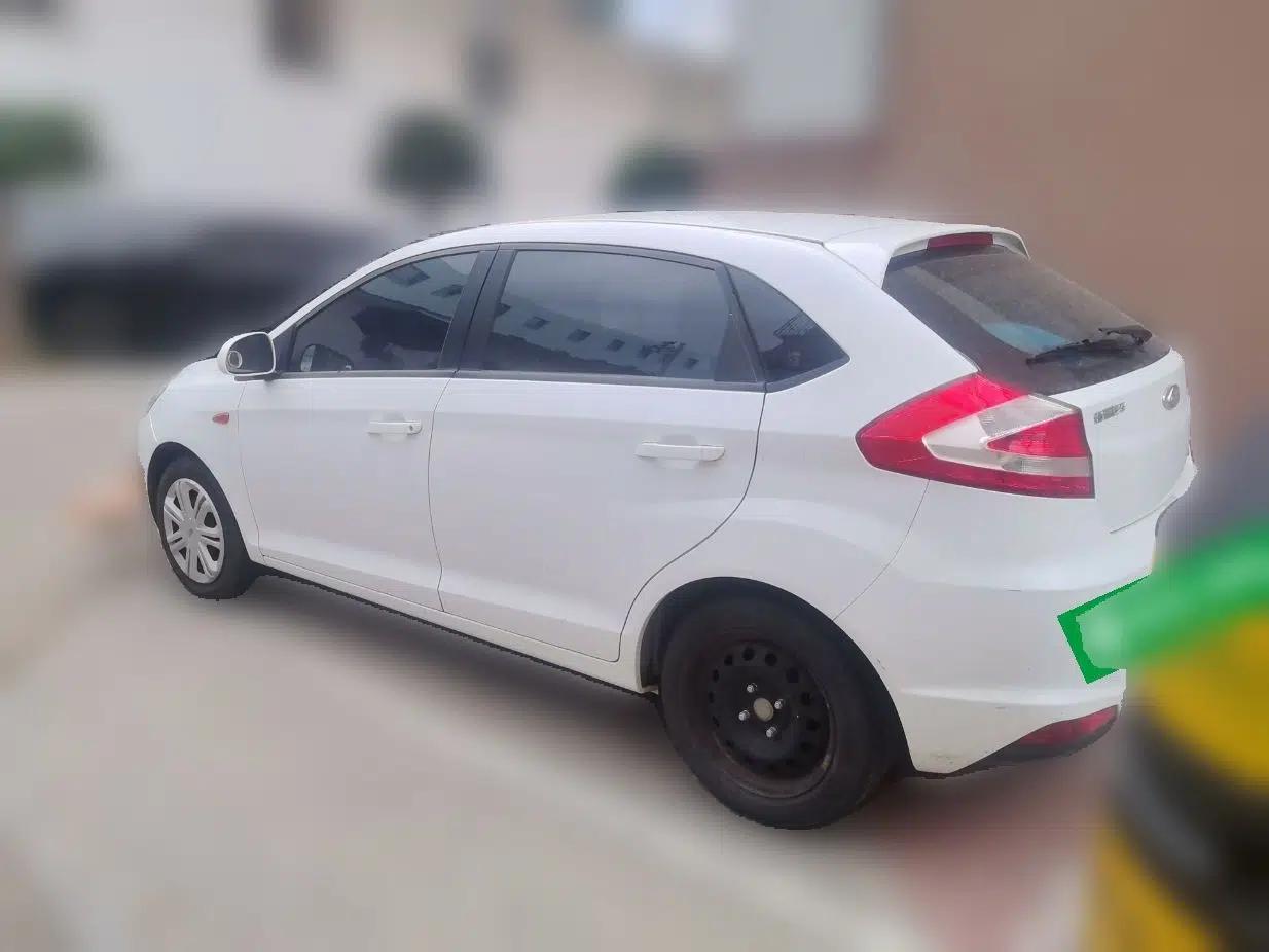 Chery Fengyun 2 2015 1.5L Manual New Edition — миниатюра 4
