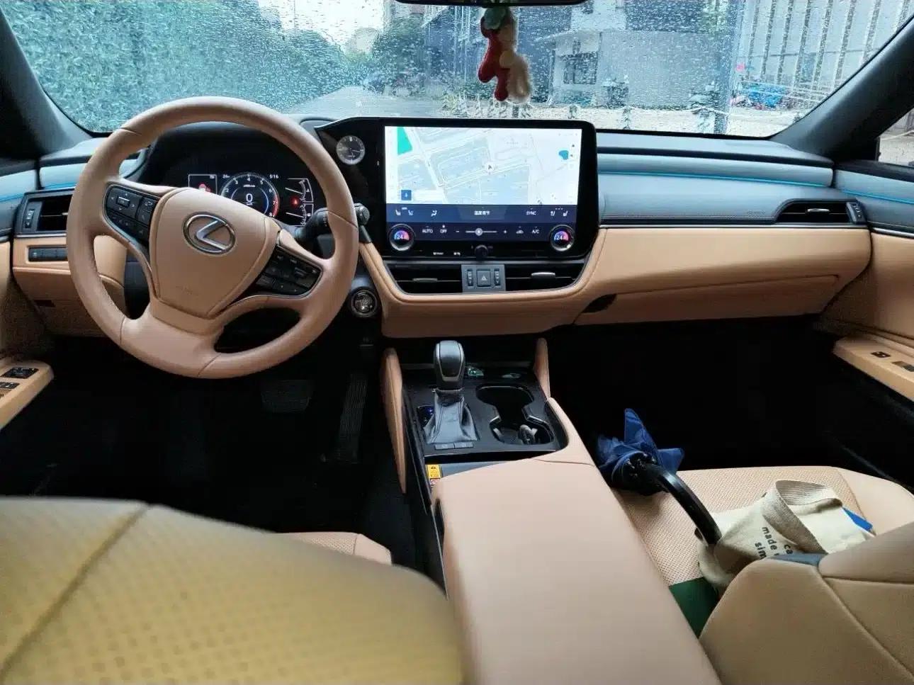 Lexus ES 2025 200 Premium Edition — миниатюра 3