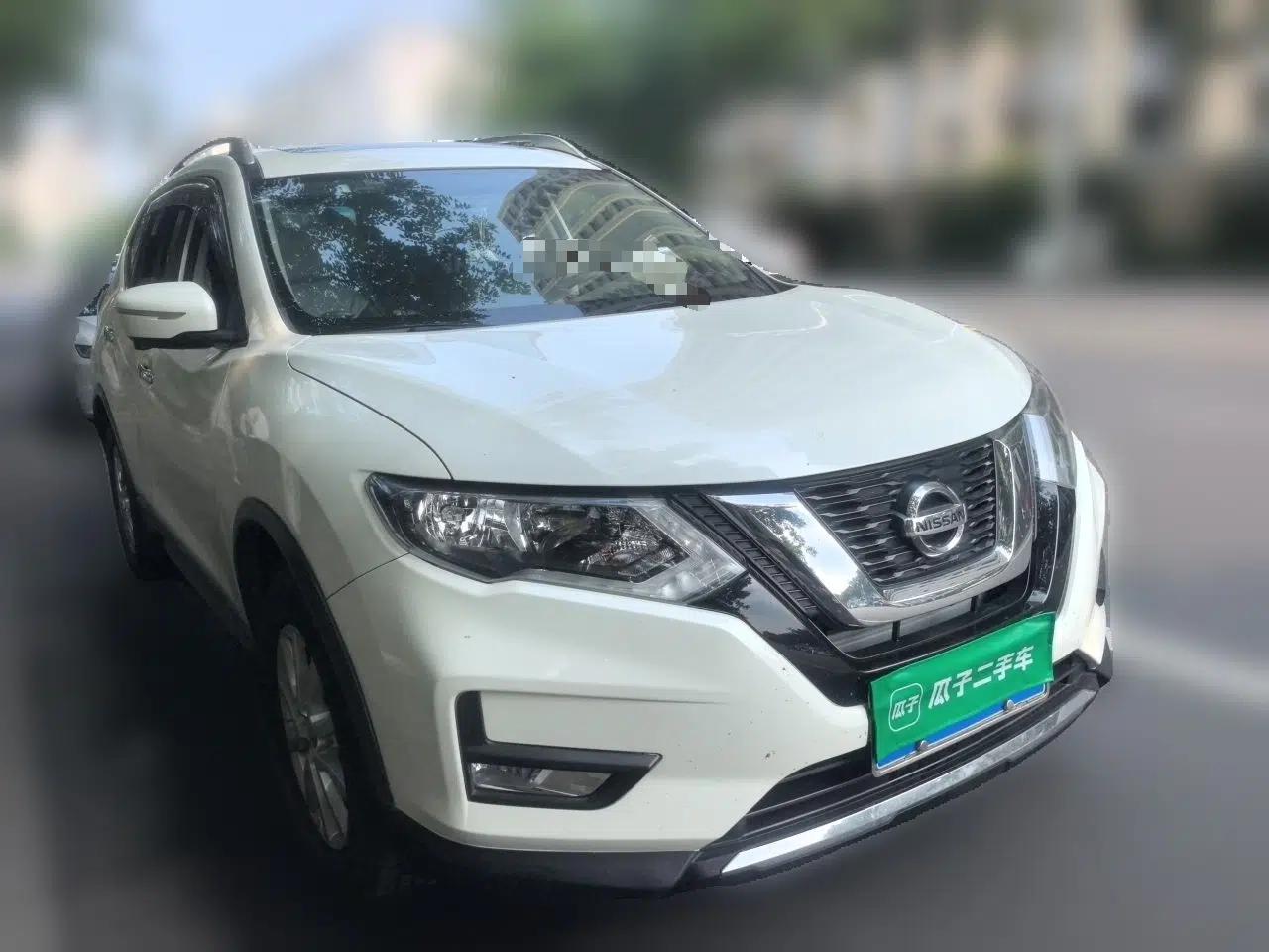 Nissan X-Trail 2017 2.0L CVT Comfort Edition 2WD — миниатюра 3
