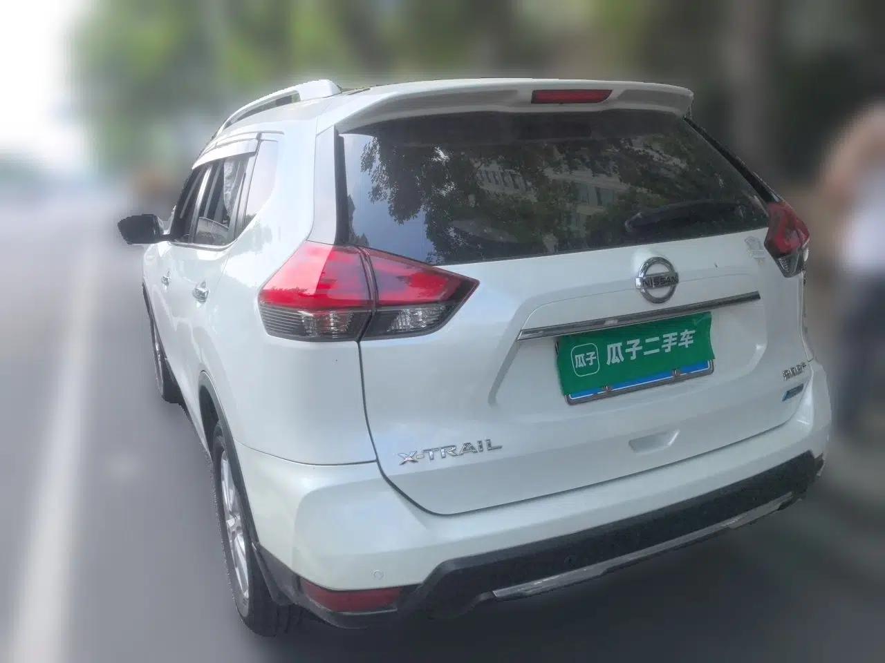 Nissan X-Trail 2017 2.0L CVT Comfort Edition 2WD — миниатюра 4