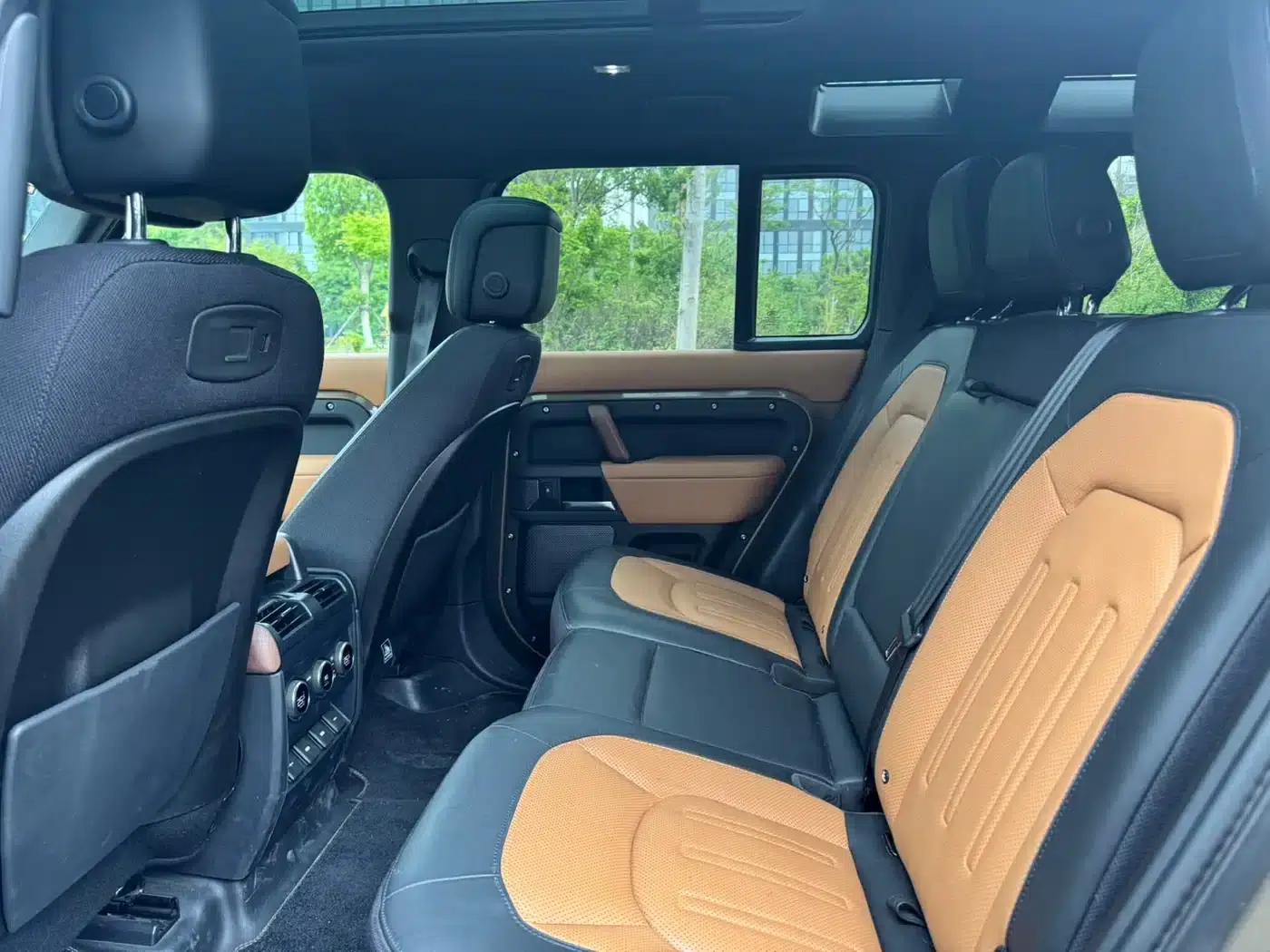 2020 Land Rover Defender 110 P400 X — миниатюра 17