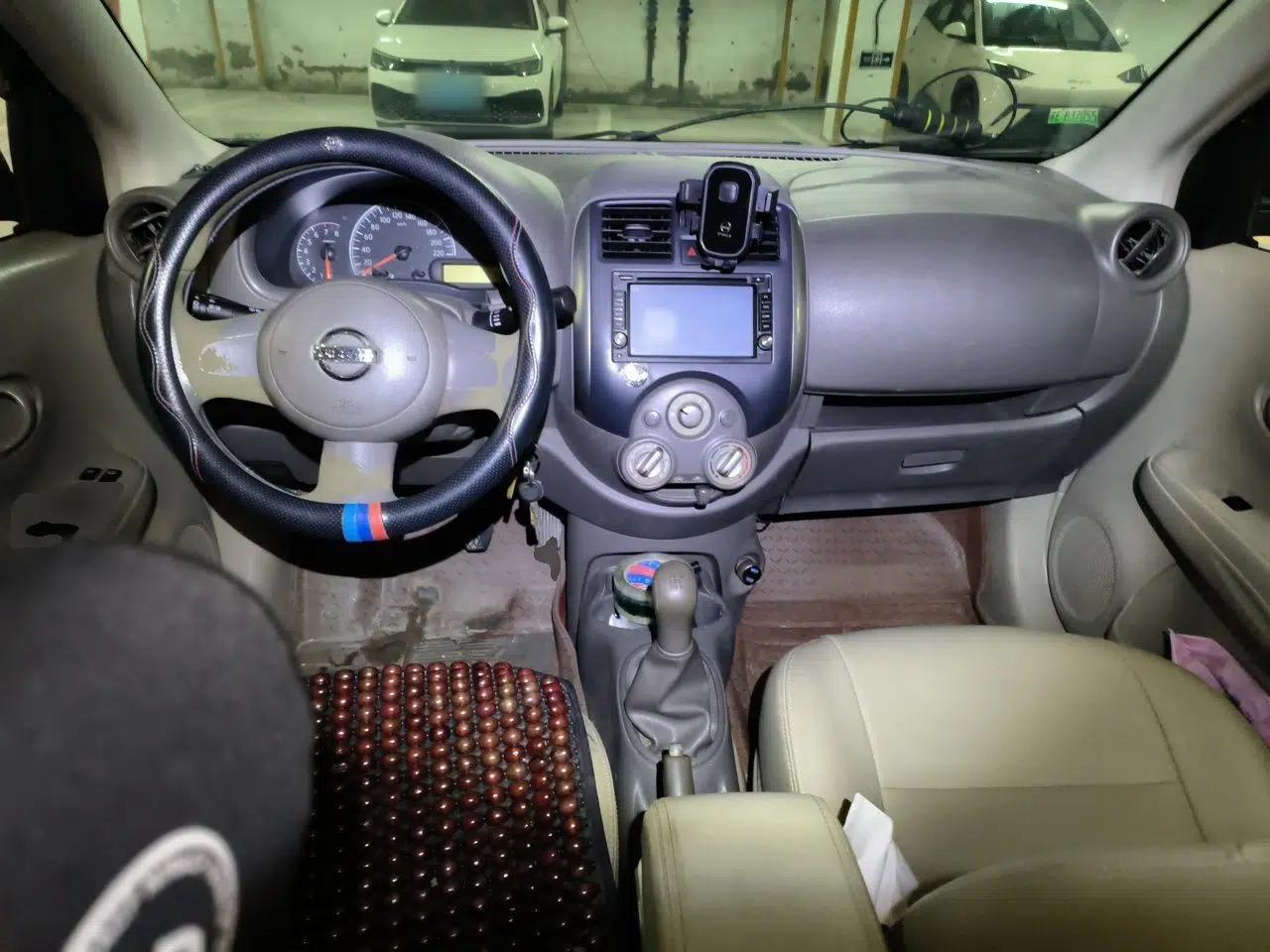 Nissan Sunny 2011 1.5XE Manual Comfort Edition — миниатюра 9