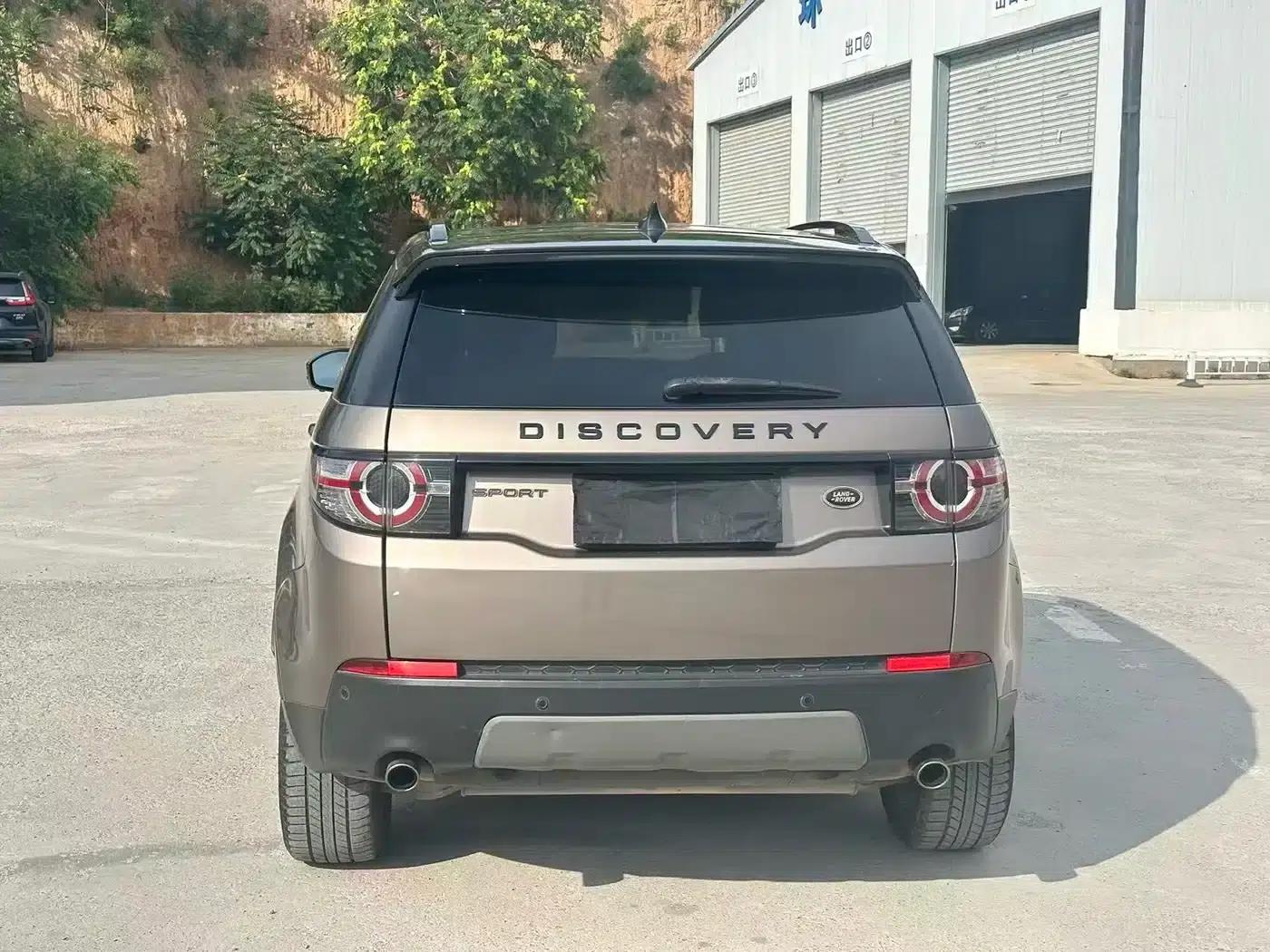 Discovery Sport 2017 2.0T Limited Black Edition — миниатюра 8