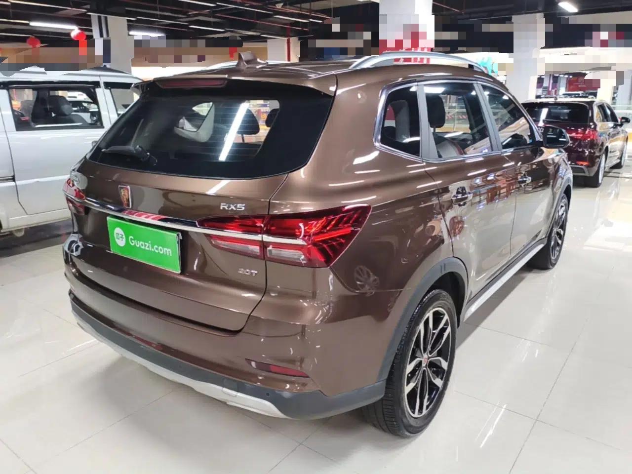 Roewe RX5 2016 20T Two-Wheel Drive Automatic Internet Smart Edition — миниатюра 6