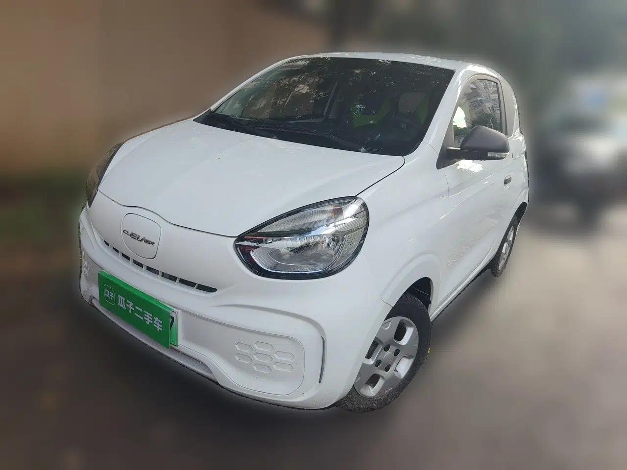 Roewe Clever 2021 302km Excellence Edition — миниатюра 1