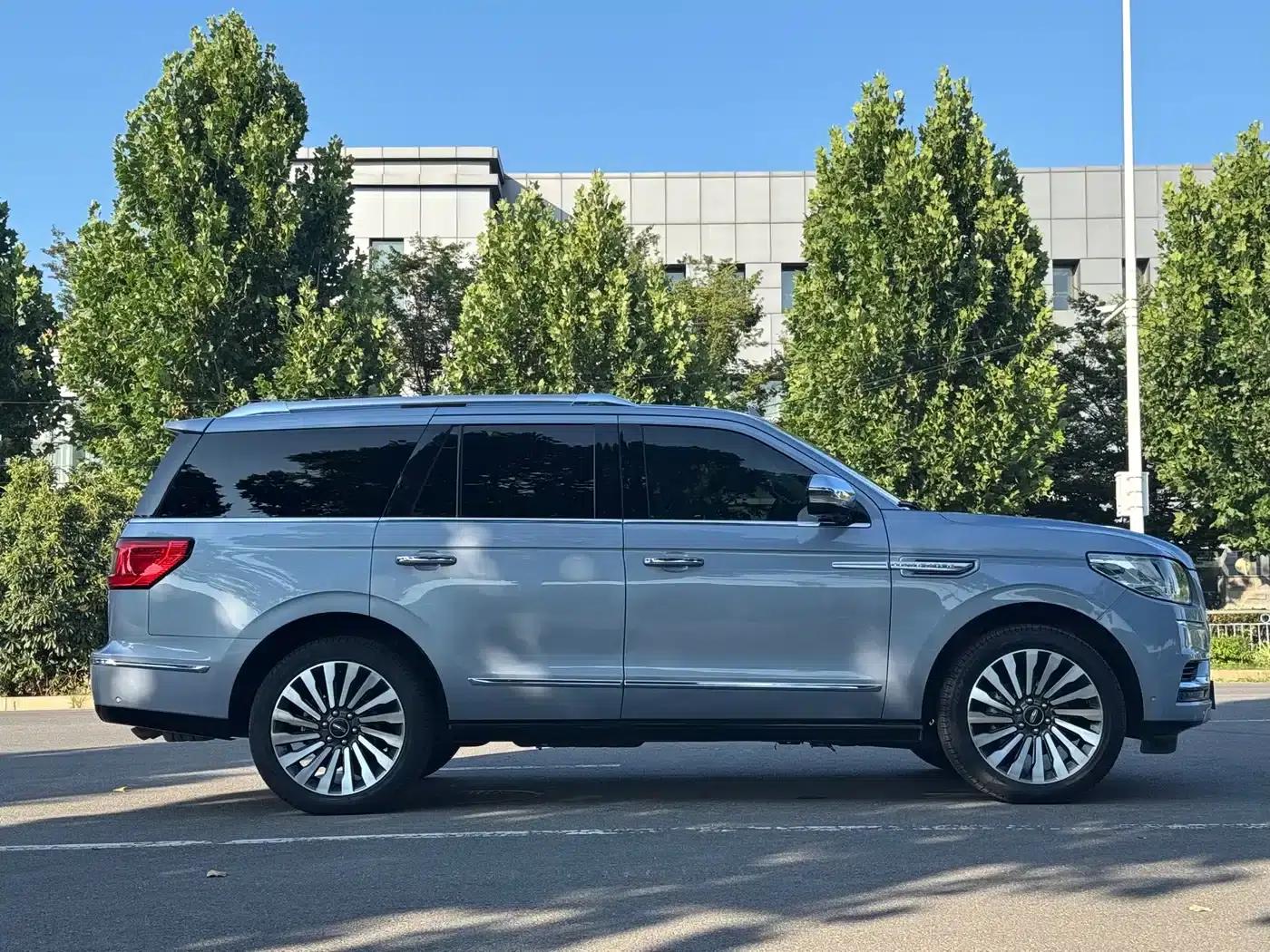 Navigator 2019 3.5T Presidential Series (China VI Emission Standard) — миниатюра 4