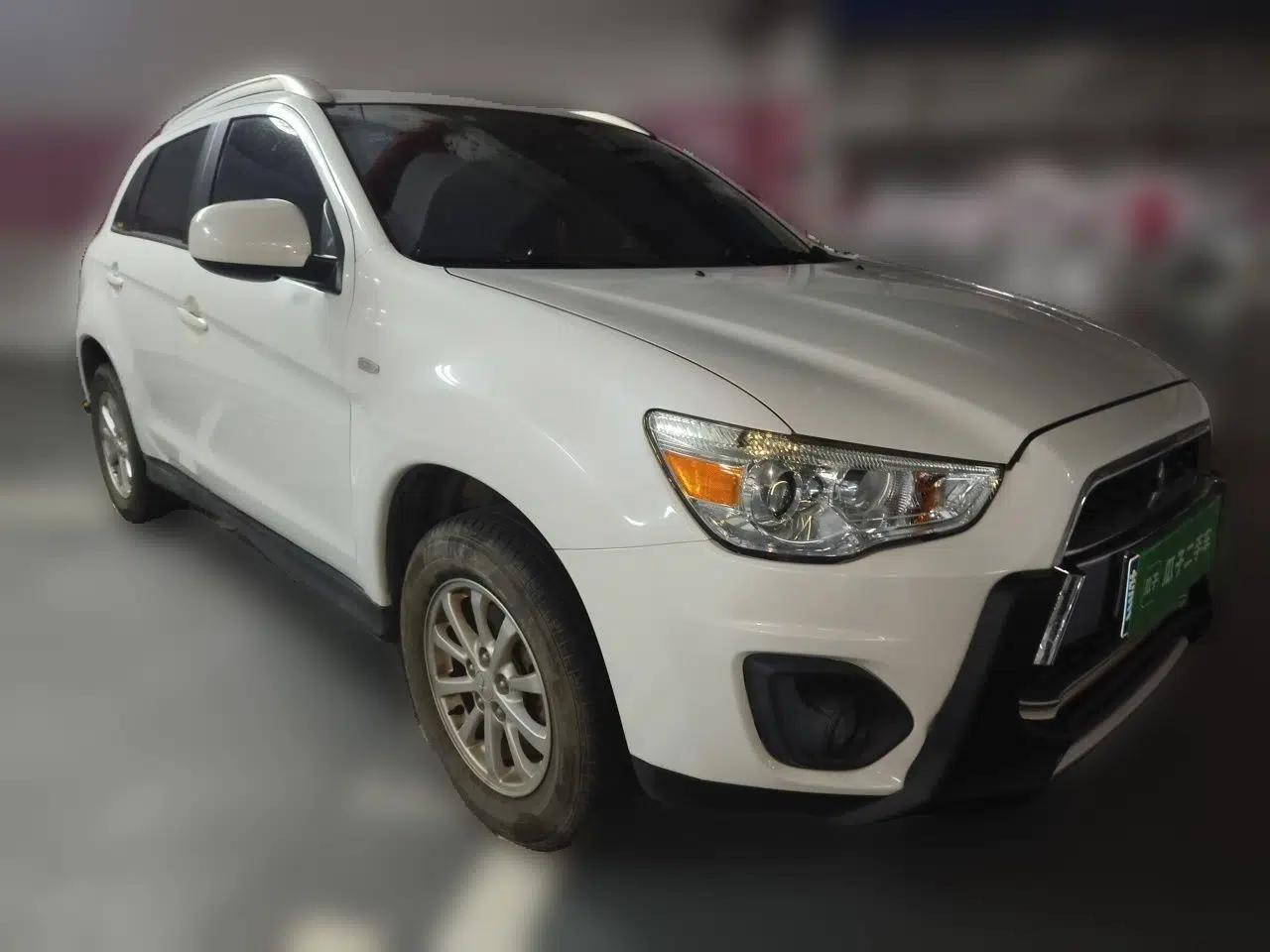 Mitsubishi ASX 2013 1.6L Manual Two-Wheel Drive Standard Edition — миниатюра 3