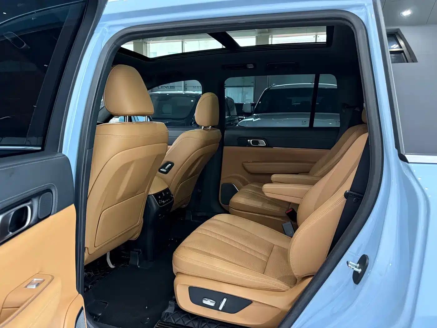 Li Auto ONE 2020 Extended Range 6-Seater — миниатюра 8