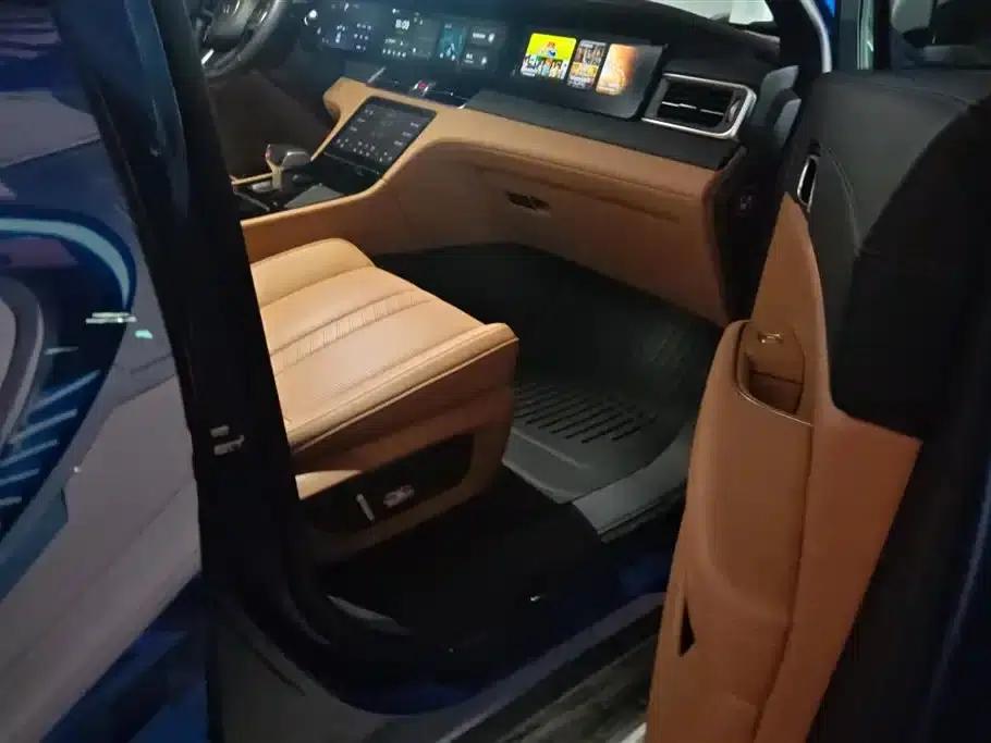 Li Auto ONE 2020 Extended Range 6-Seater — миниатюра 8