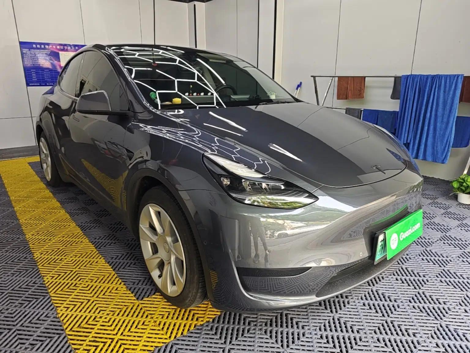Tesla Model Y 2022 Rear-Wheel-Drive Version — миниатюра 3