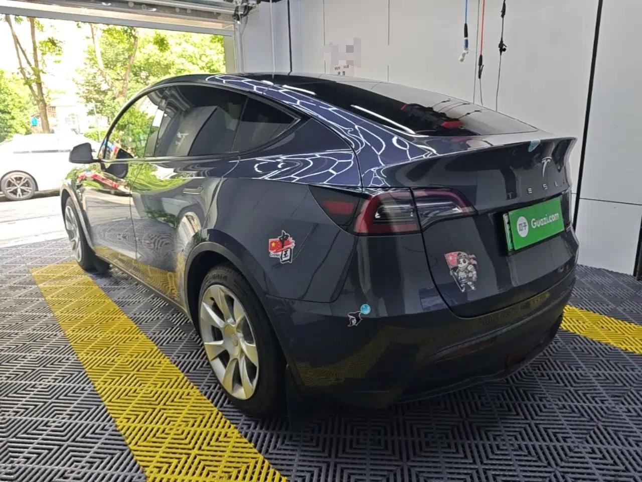Tesla Model Y 2022 Rear-Wheel-Drive Version — миниатюра 4