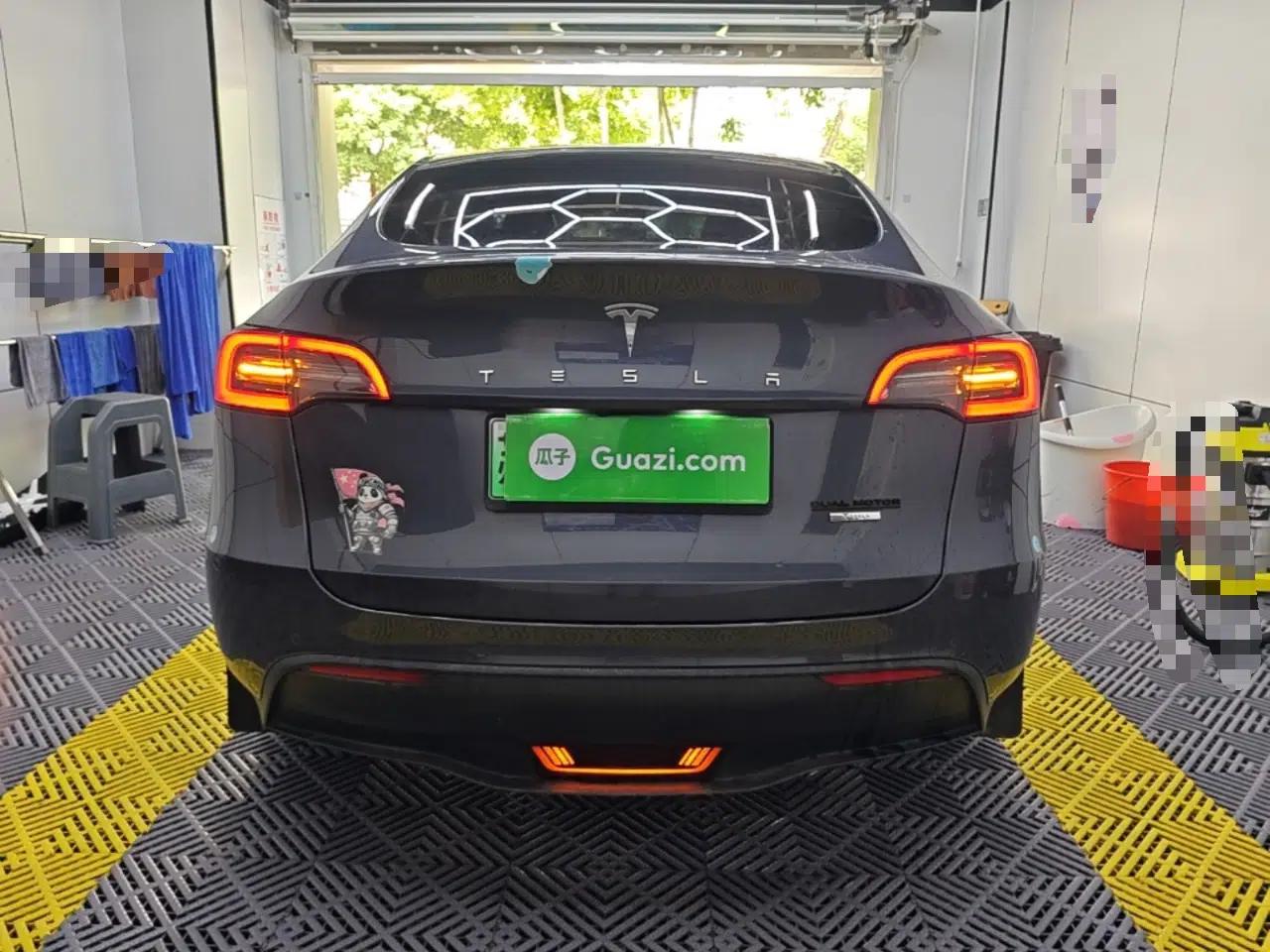 Tesla Model Y 2022 Rear-Wheel-Drive Version — миниатюра 5