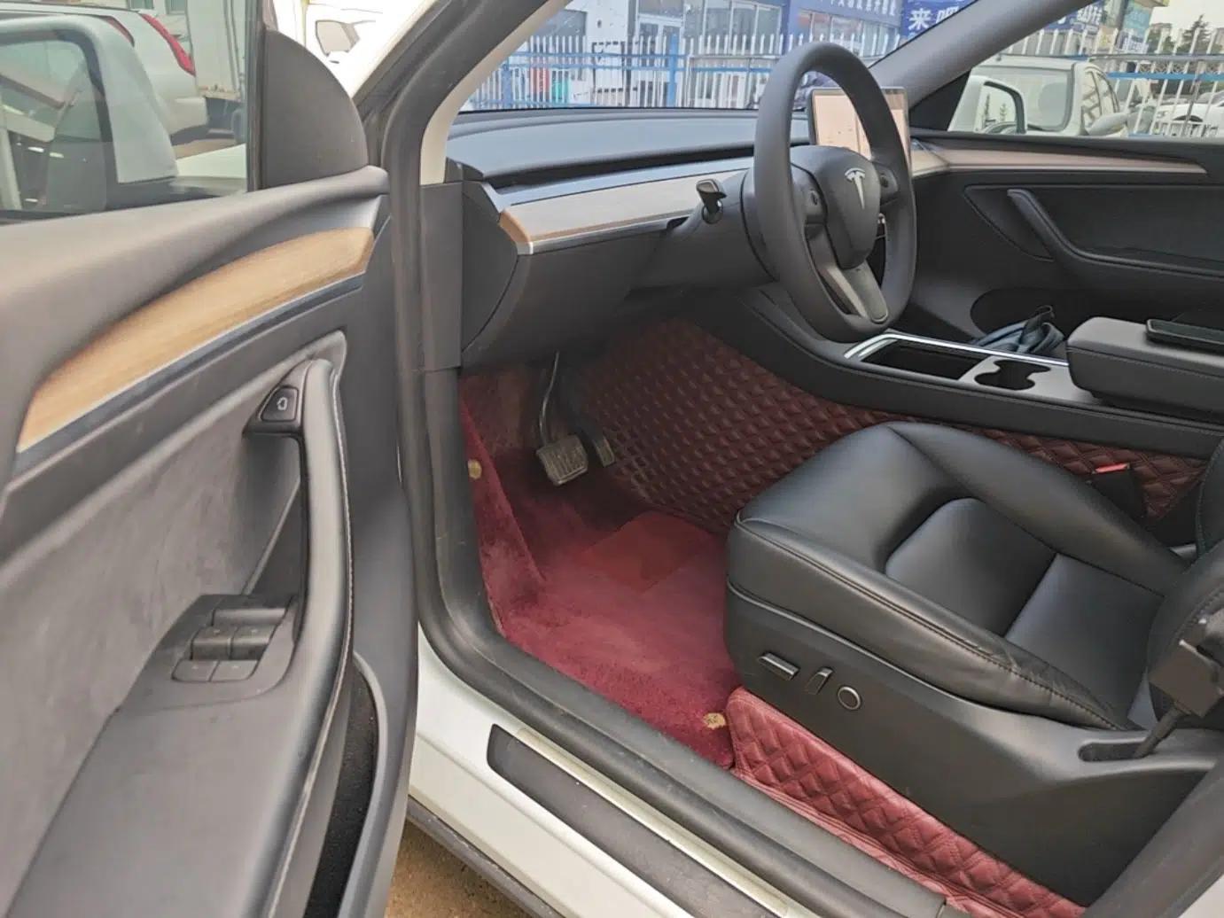 Tesla Model Y 2022 Revised Version Rear-Wheel Drive — миниатюра 23
