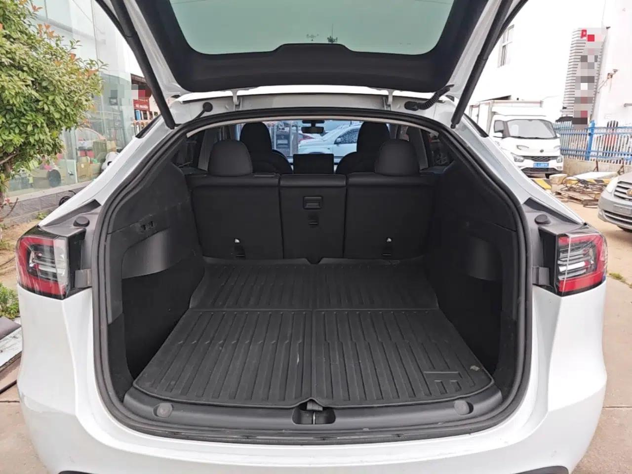 Tesla Model Y 2022 Revised Version Rear-Wheel Drive — миниатюра 27