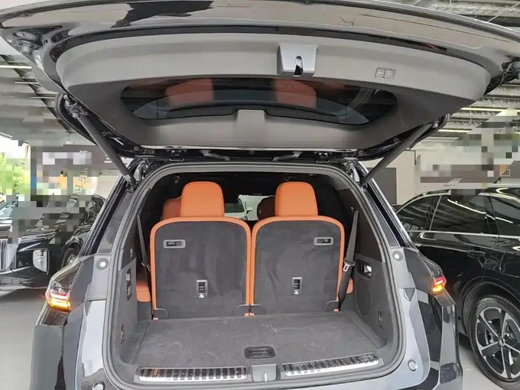 Li Auto L9 2022 Max — миниатюра 19
