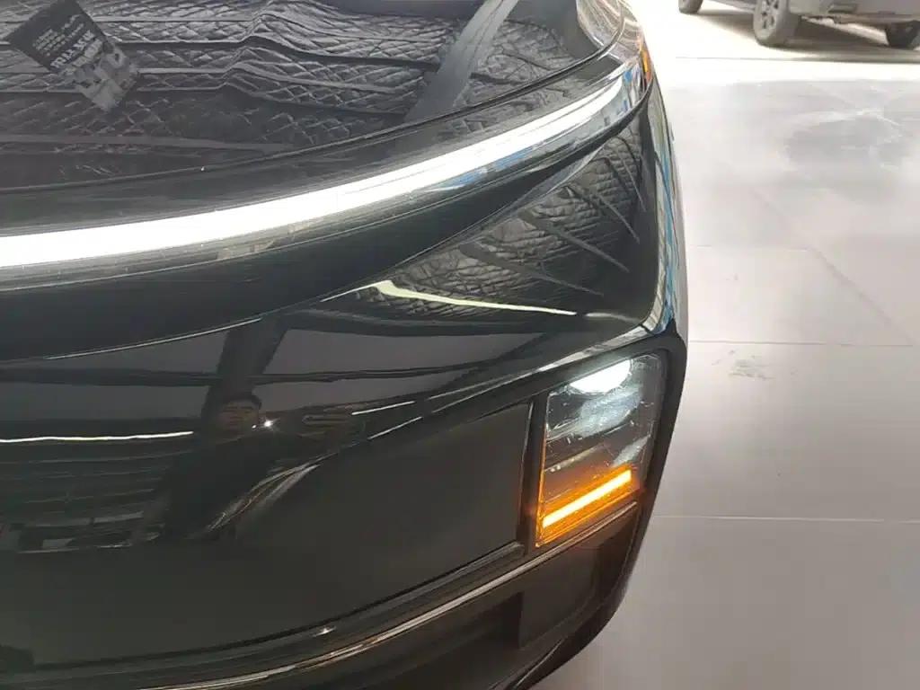 Li Auto L9 2022 Max — миниатюра 24