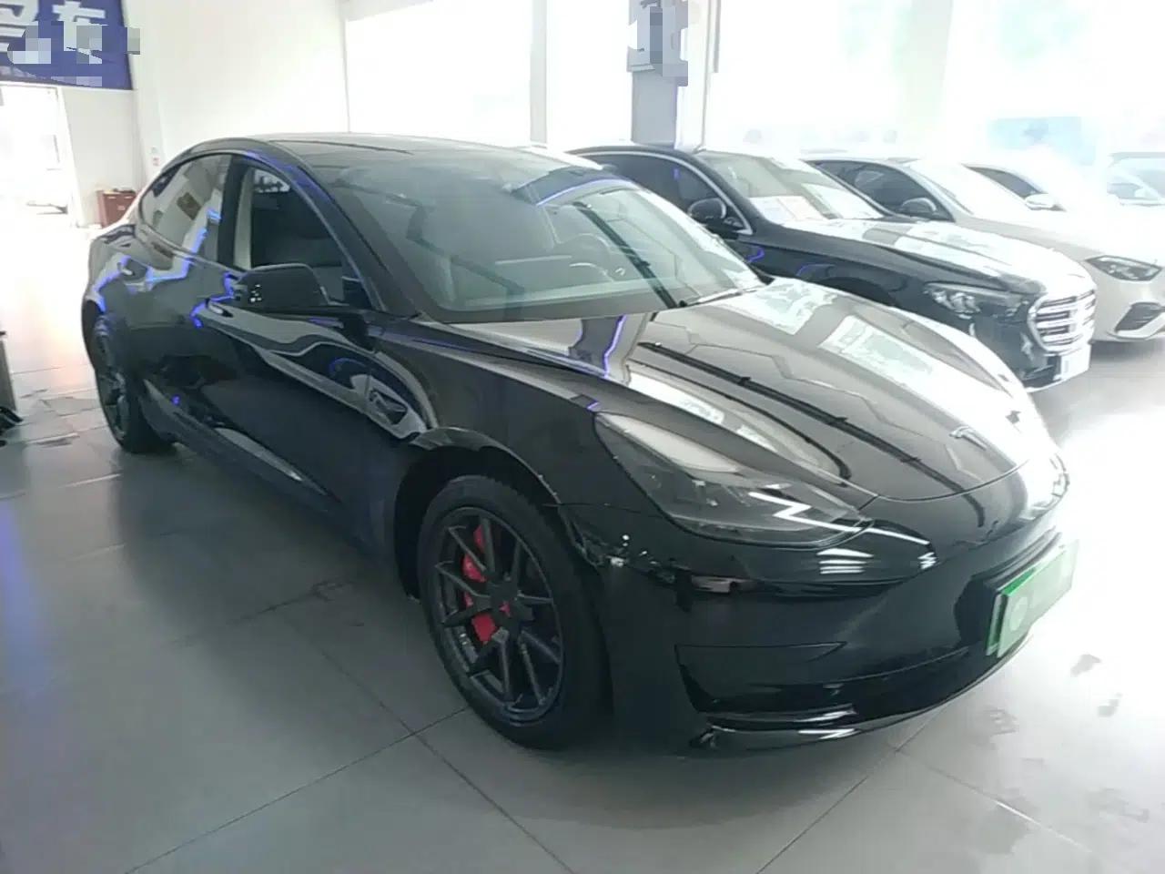 Tesla Model 3 2021 Standard Range Rear-Drive Upgraded Version — миниатюра 3
