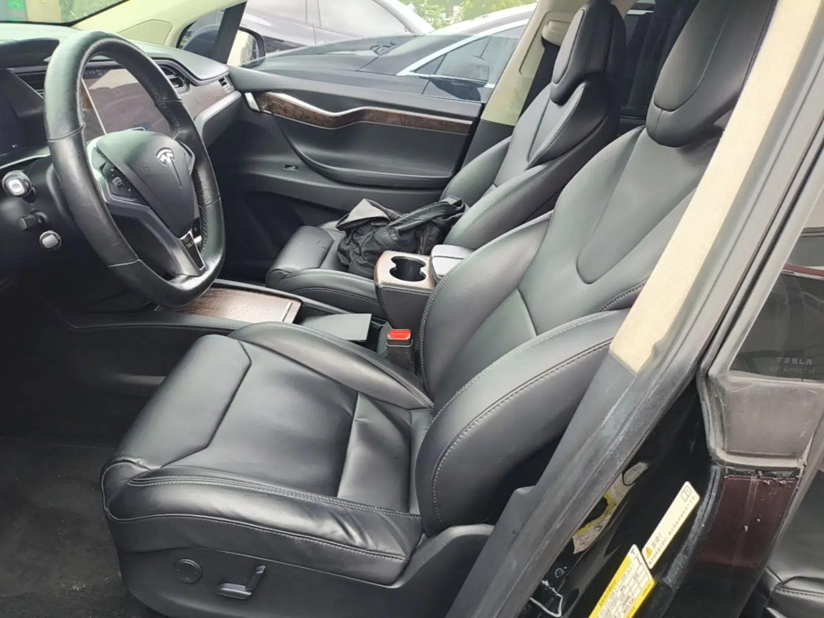 Tesla Model X 2017 X 100D Long Range Edition — миниатюра 17