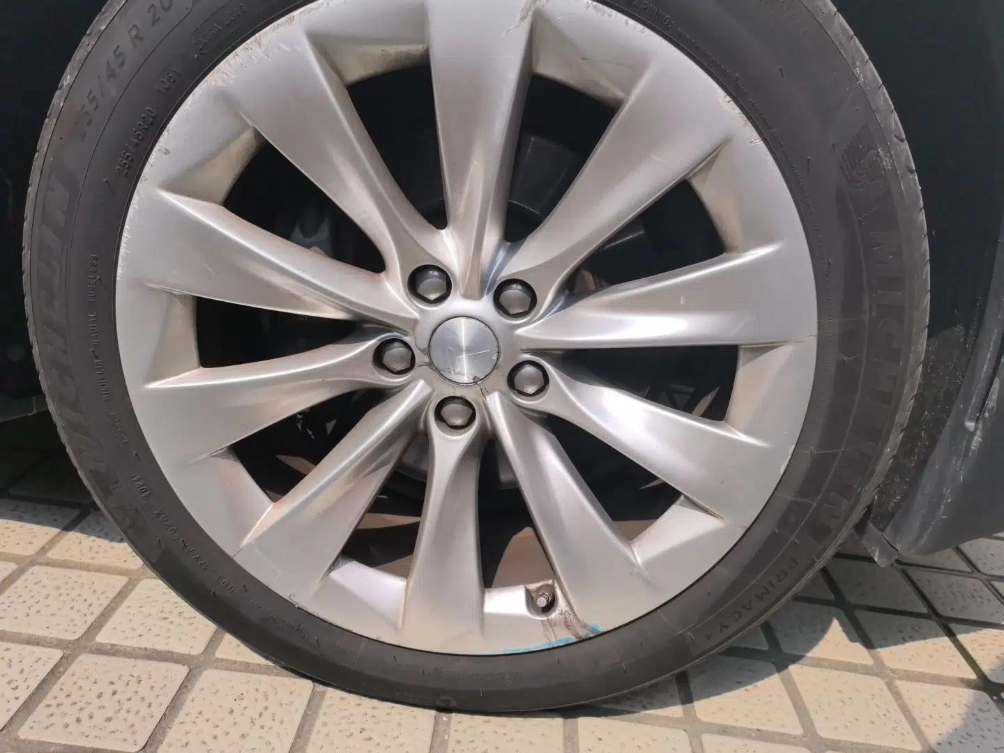 Tesla Model X 2019 Long-Range Version — миниатюра 8