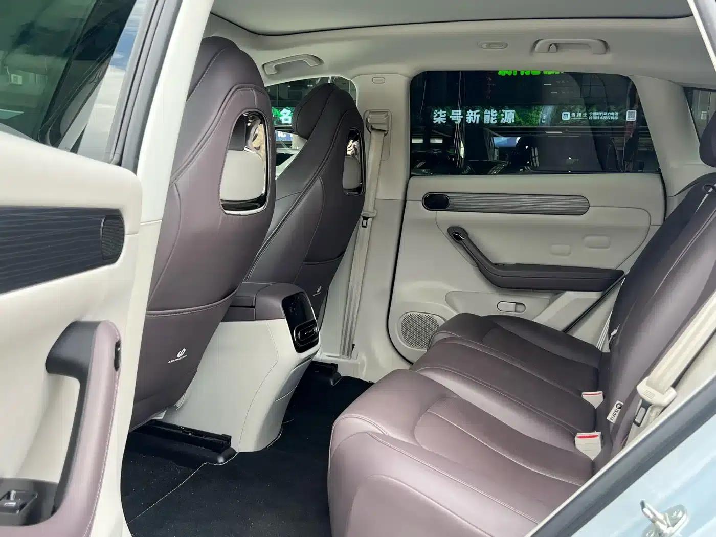 Leapmotor C11 2023 Pure Electric 500 Smart Edition — миниатюра 9