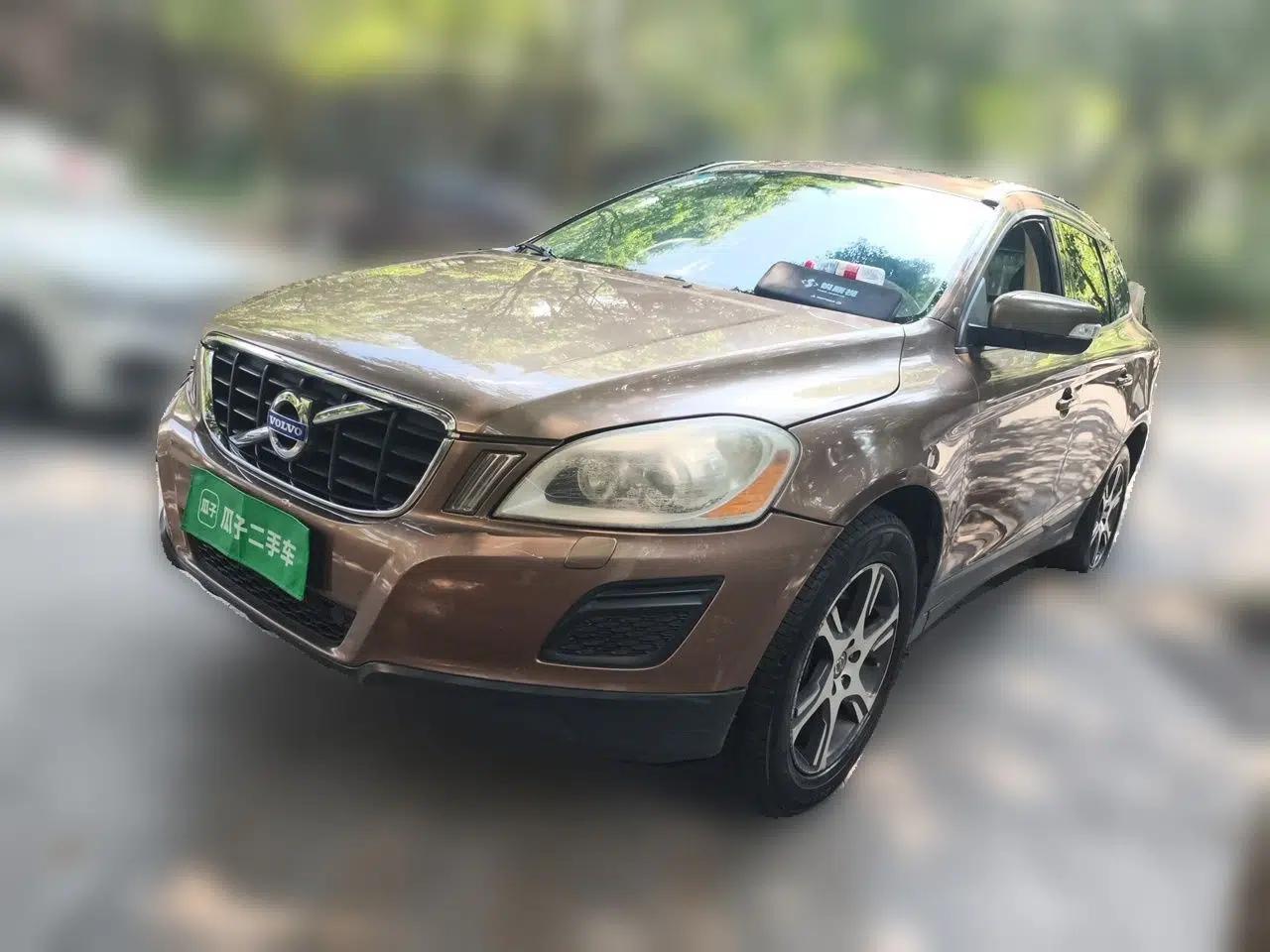 Volvo XC60 2012 T6 AWD Comfort Edition — миниатюра 1