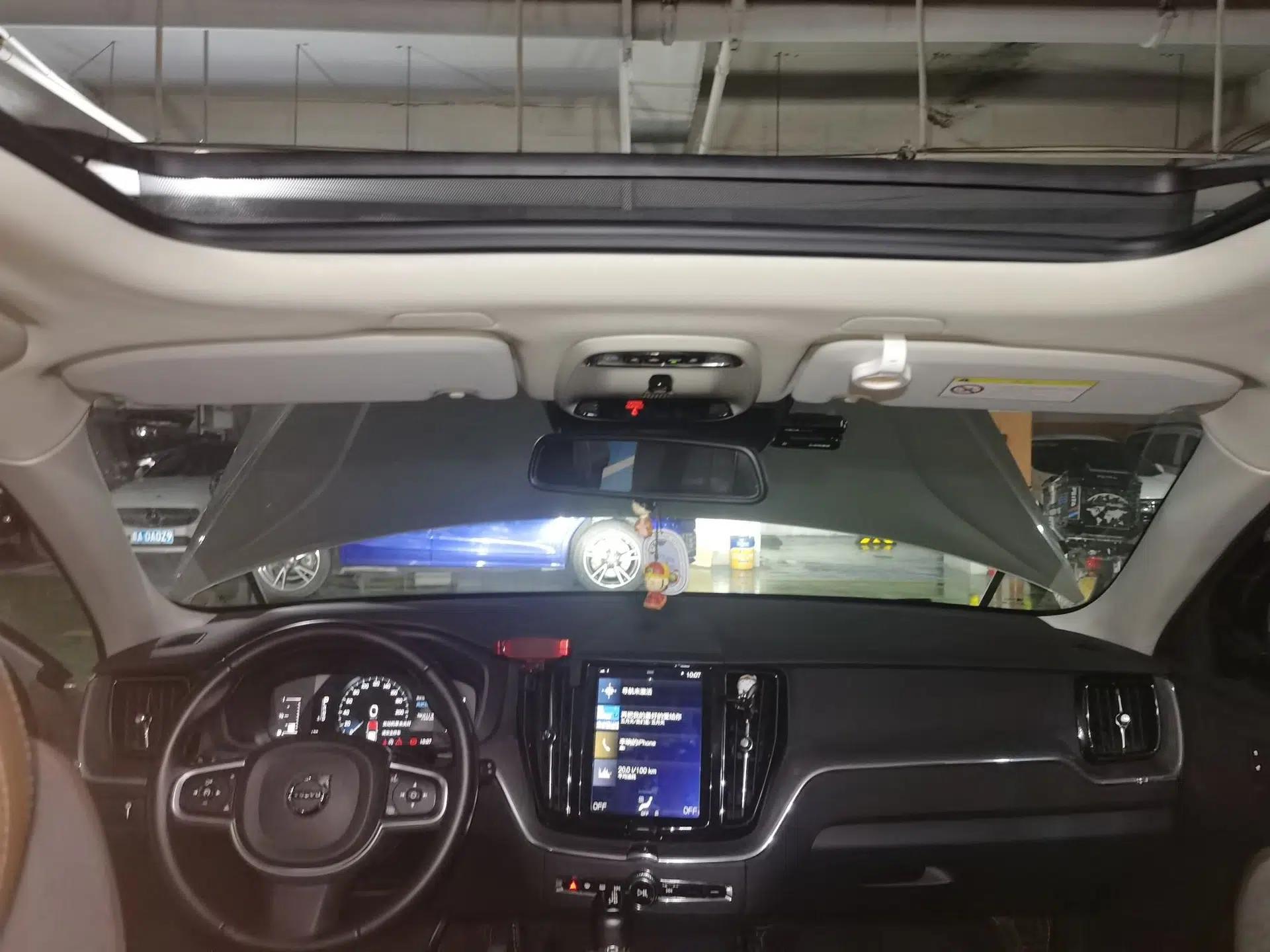 Volvo XC60 2019 T5 4x4 Smart Edition China V Standard — миниатюра 18