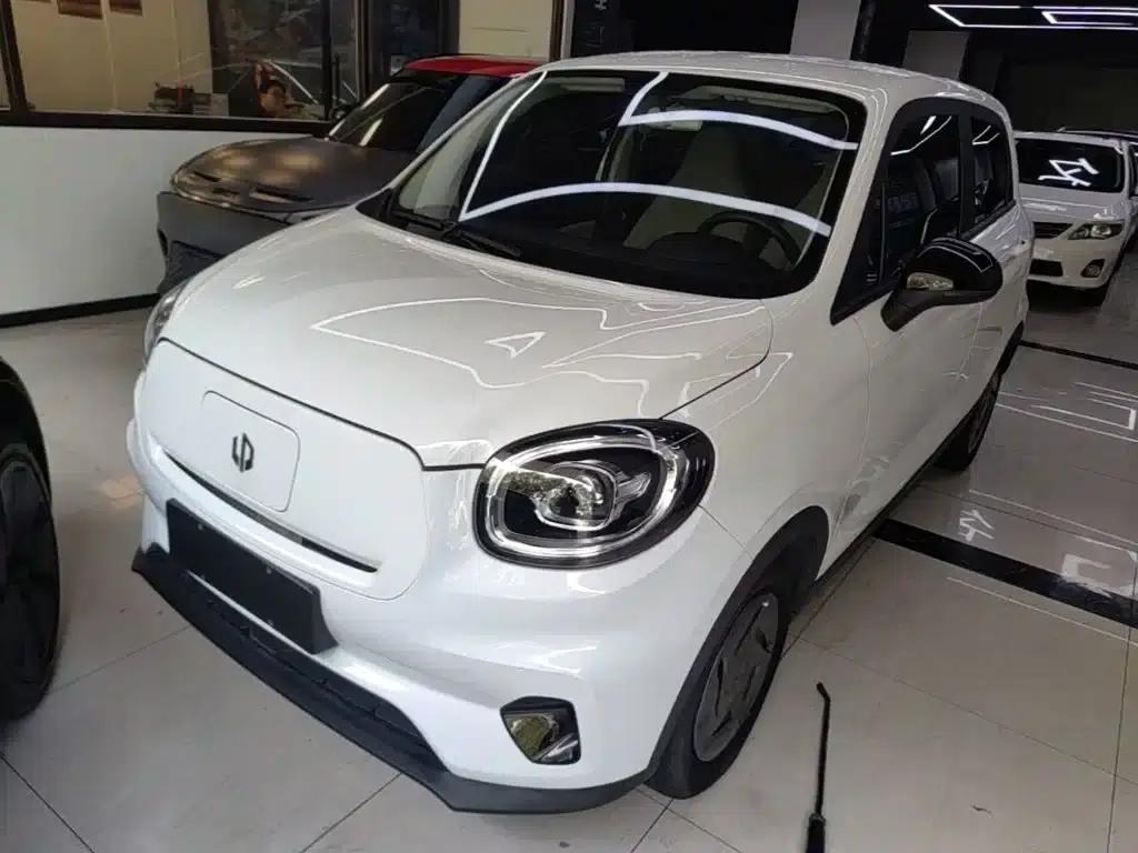 Leapmotor T03 2023 Model 200 Lite Edition — миниатюра 1