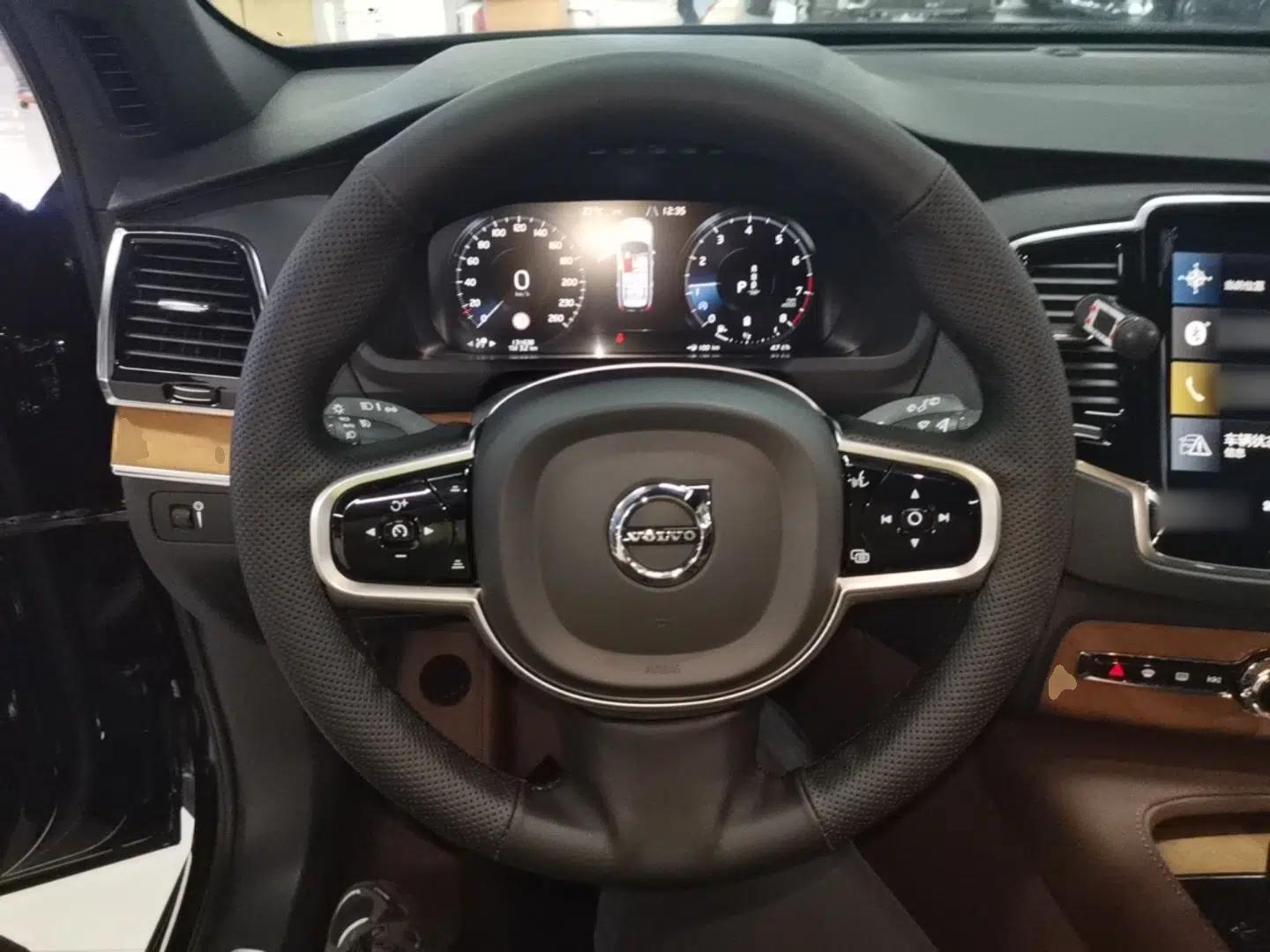 Volvo XC90 2021 B6 Zhiyi Luxury Edition 7-Seater — миниатюра 13