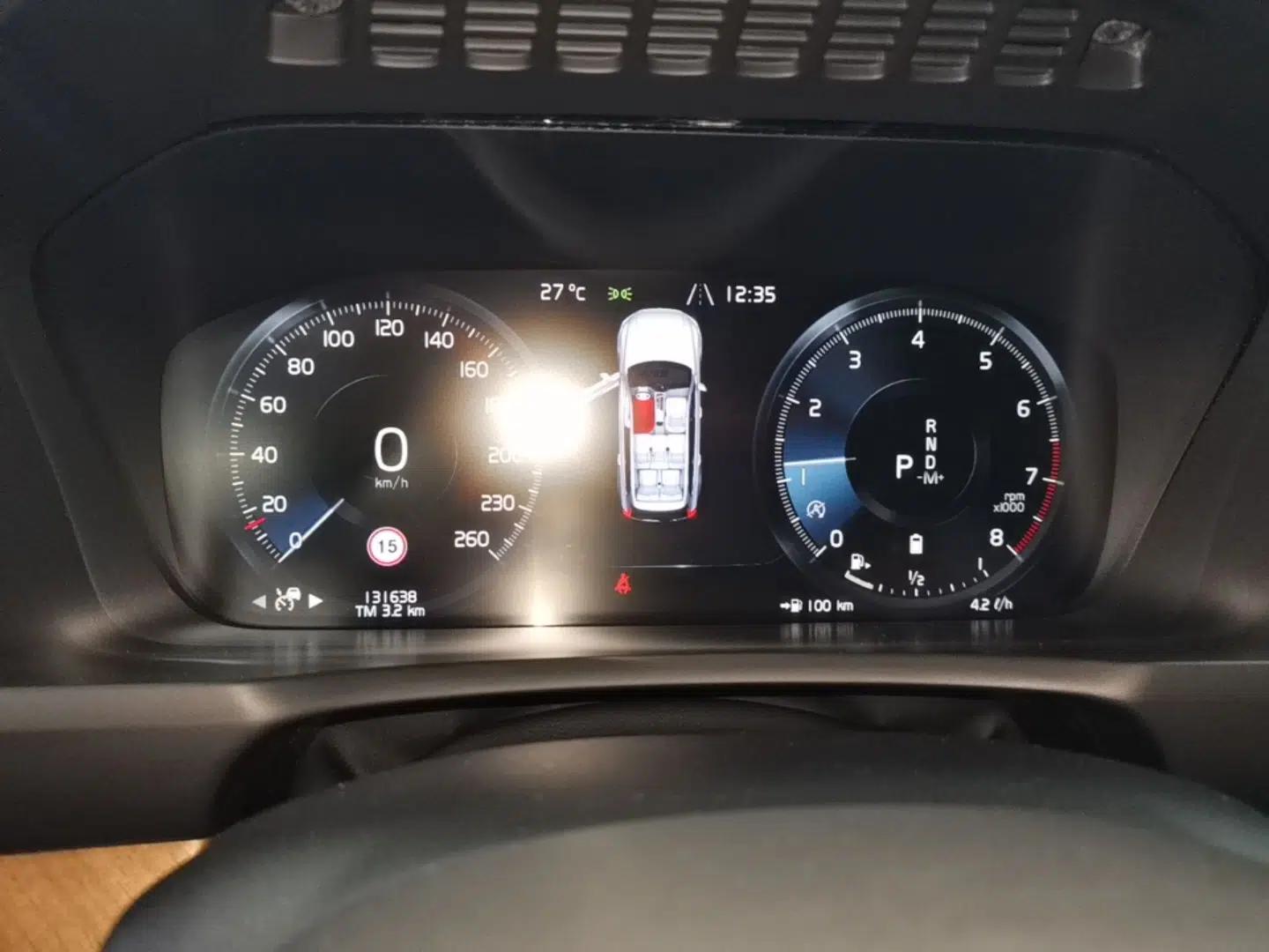 Volvo XC90 2021 B6 Zhiyi Luxury Edition 7-Seater — миниатюра 14