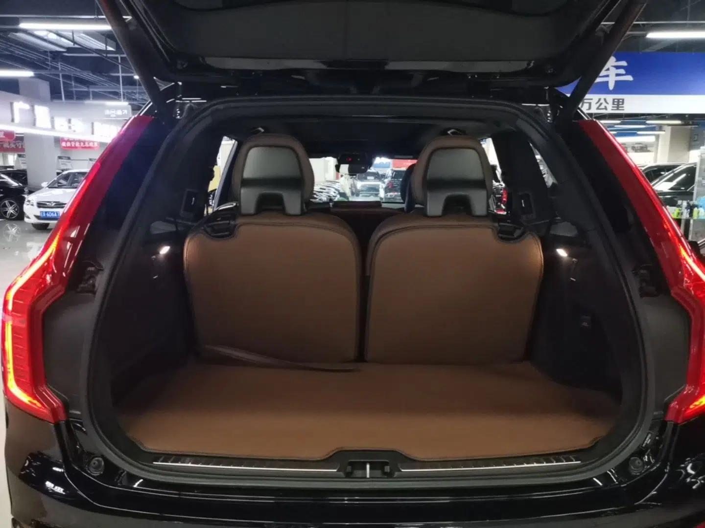 Volvo XC90 2021 B6 Zhiyi Luxury Edition 7-Seater — миниатюра 22