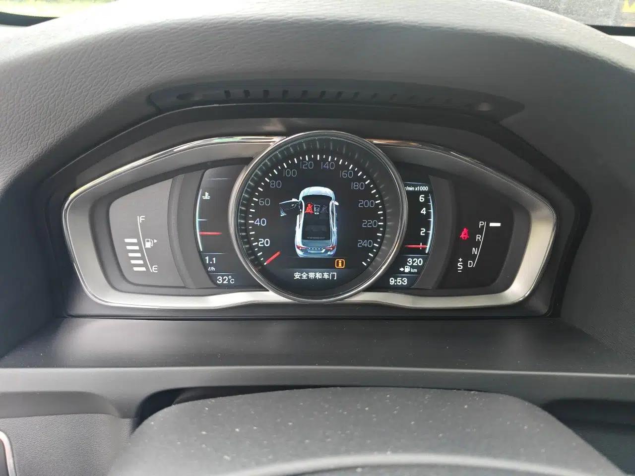 Volvo S60 2016 S60L T4 Zhiyuan Edition — миниатюра 11