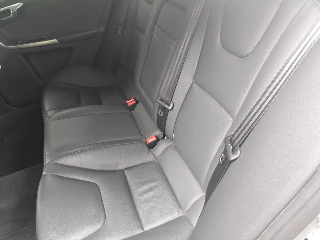 Volvo S60 2016 S60L T4 Zhiyuan Edition — миниатюра 17