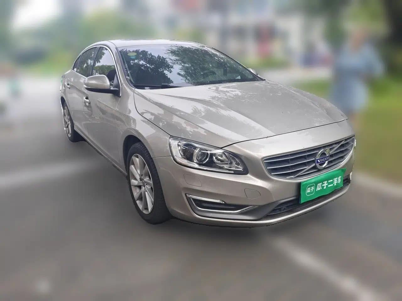 Volvo S60 2016 S60L T4 Zhiyuan Edition — миниатюра 3