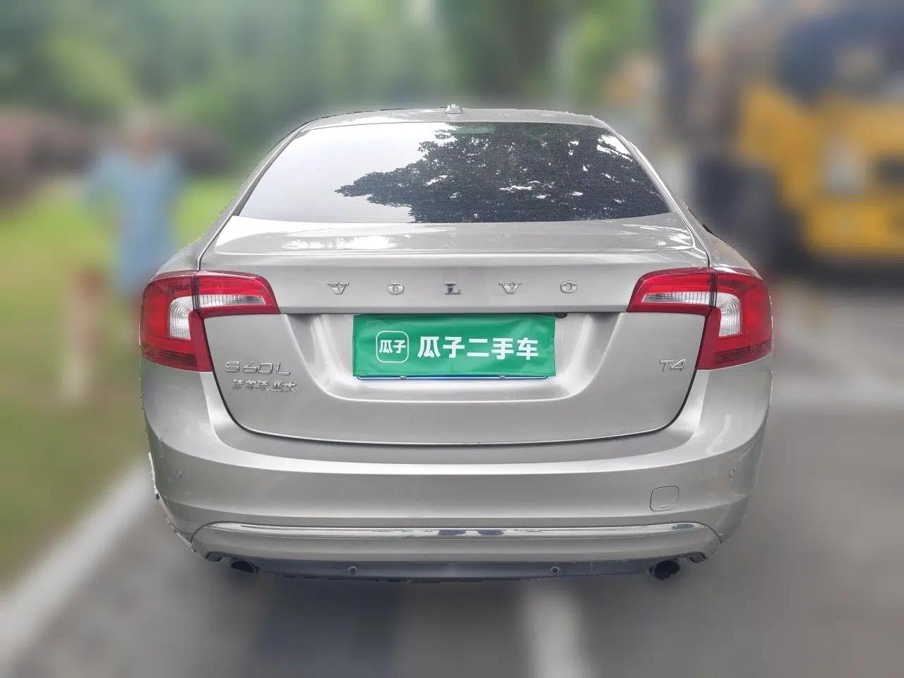 Volvo S60 2016 S60L T4 Zhiyuan Edition — миниатюра 5